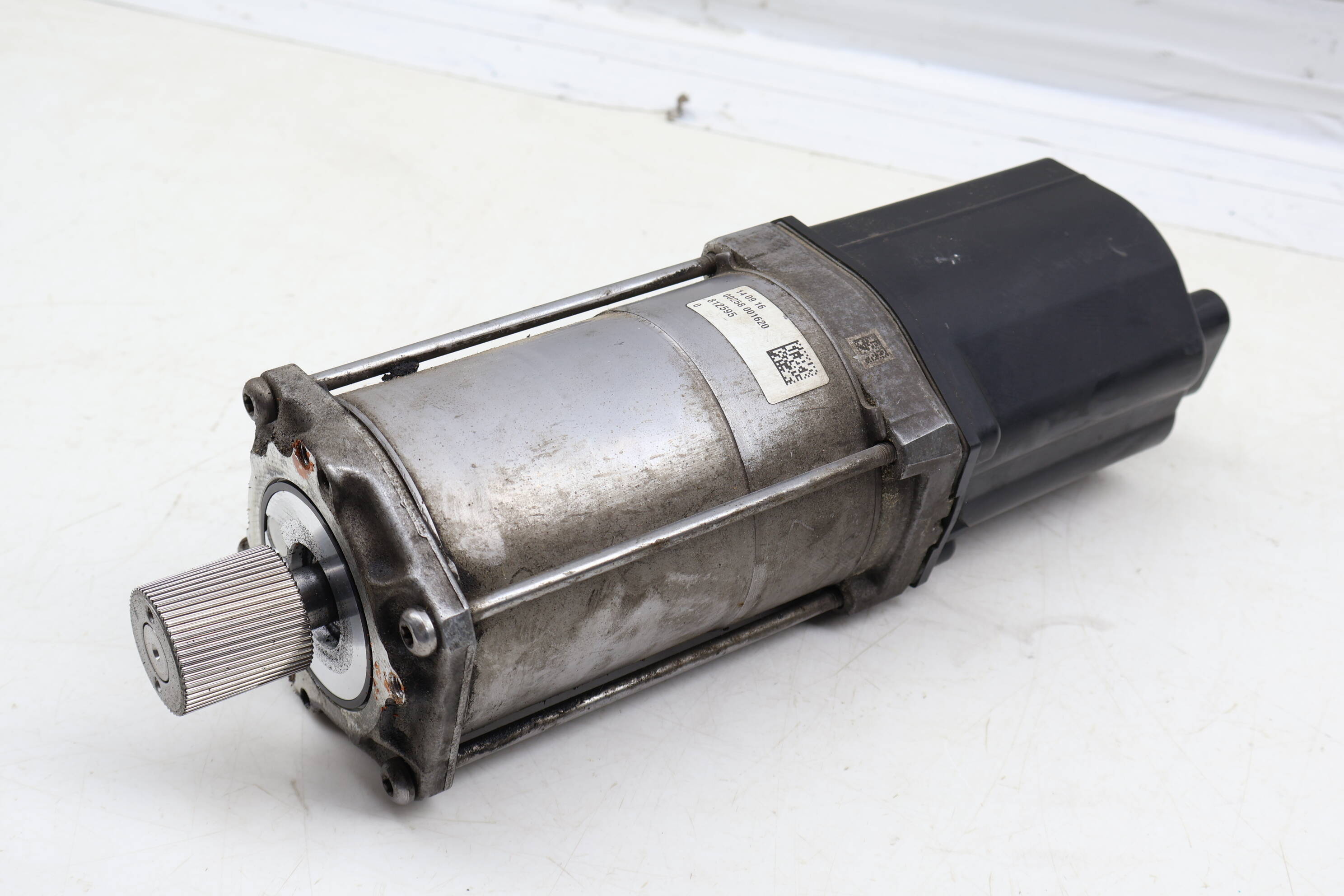 Power Steering Rack / Gear Motor 32106872816