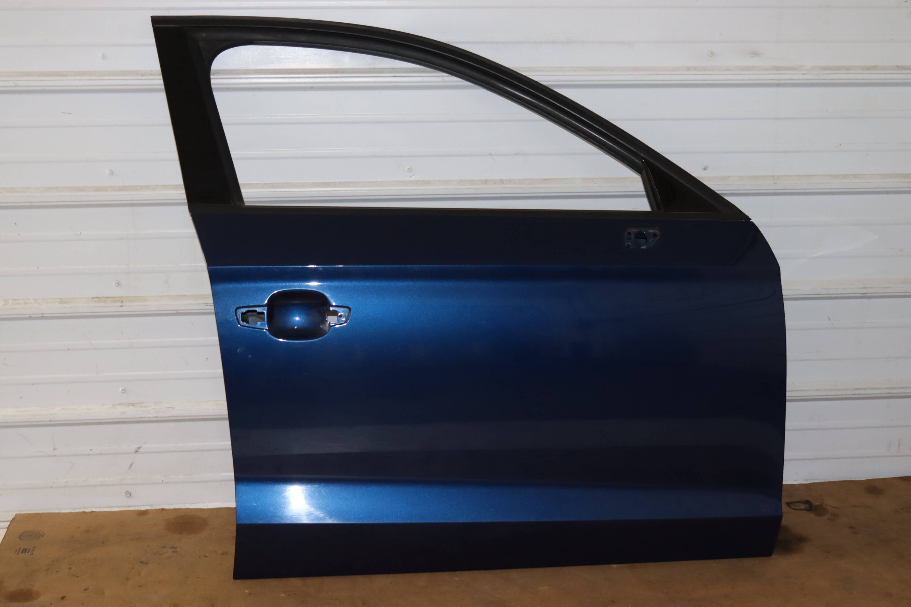 Door Shell / Skin / Frame 8V5831052B