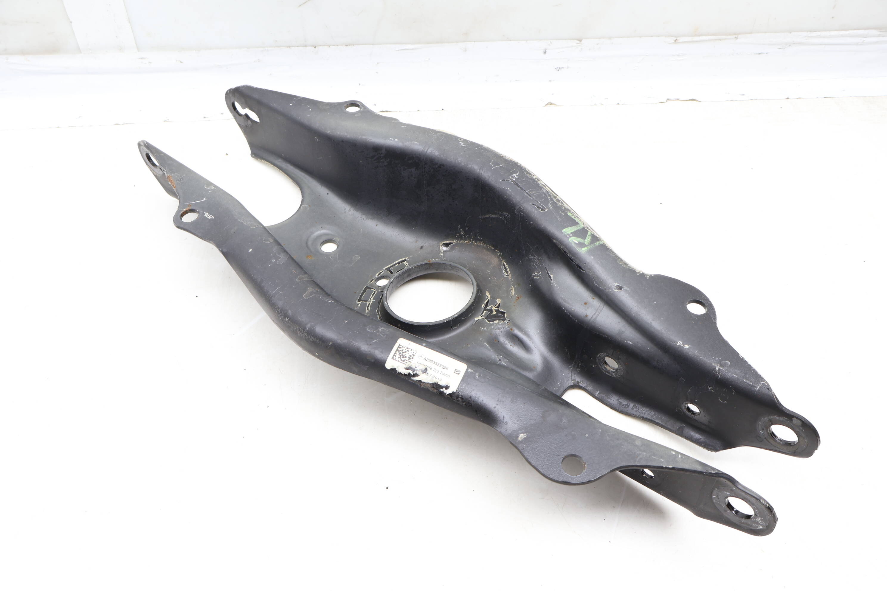Lower Control Arm 2053522000