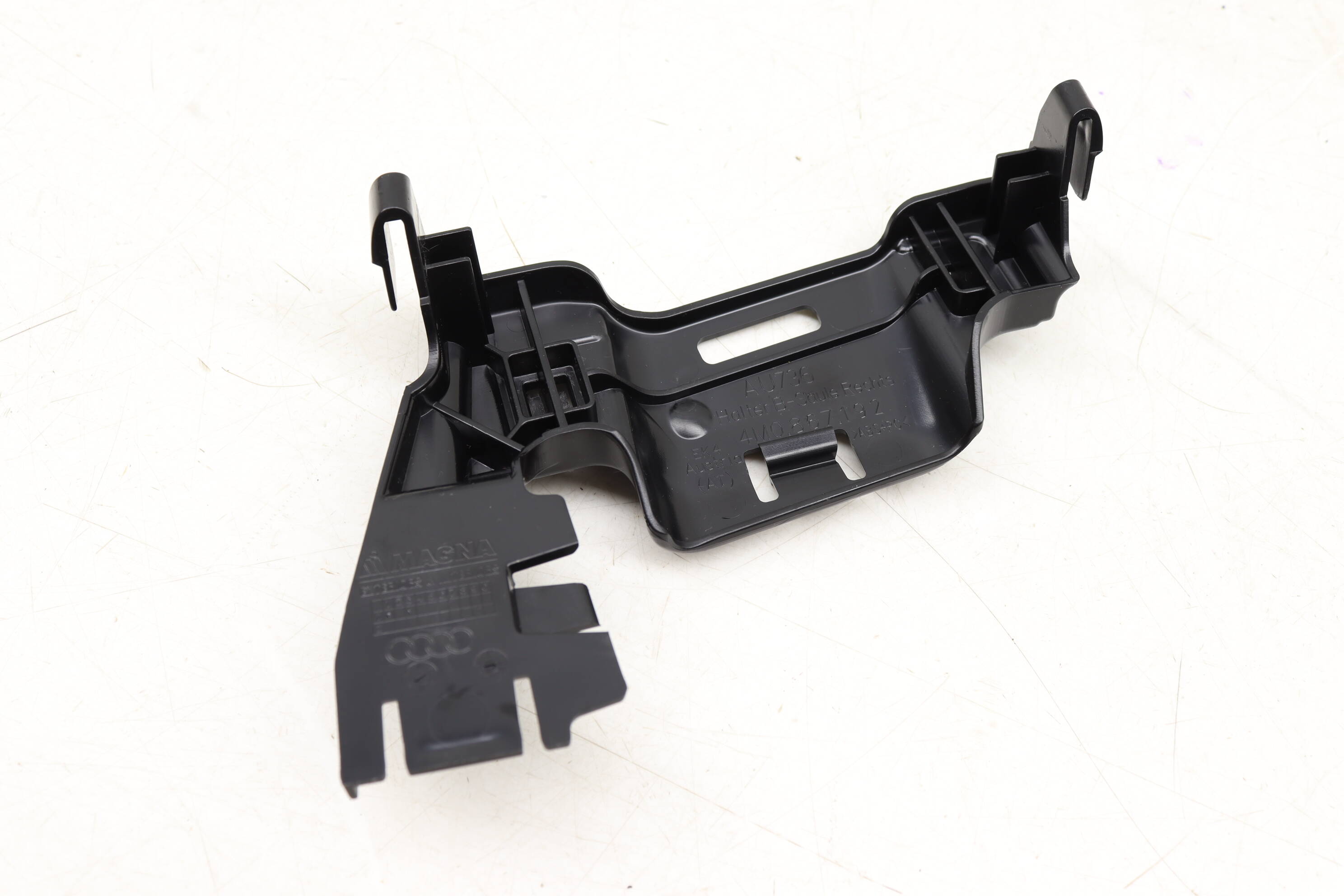 Interior B Pillar Trim Holder / Bracket 4M0867192