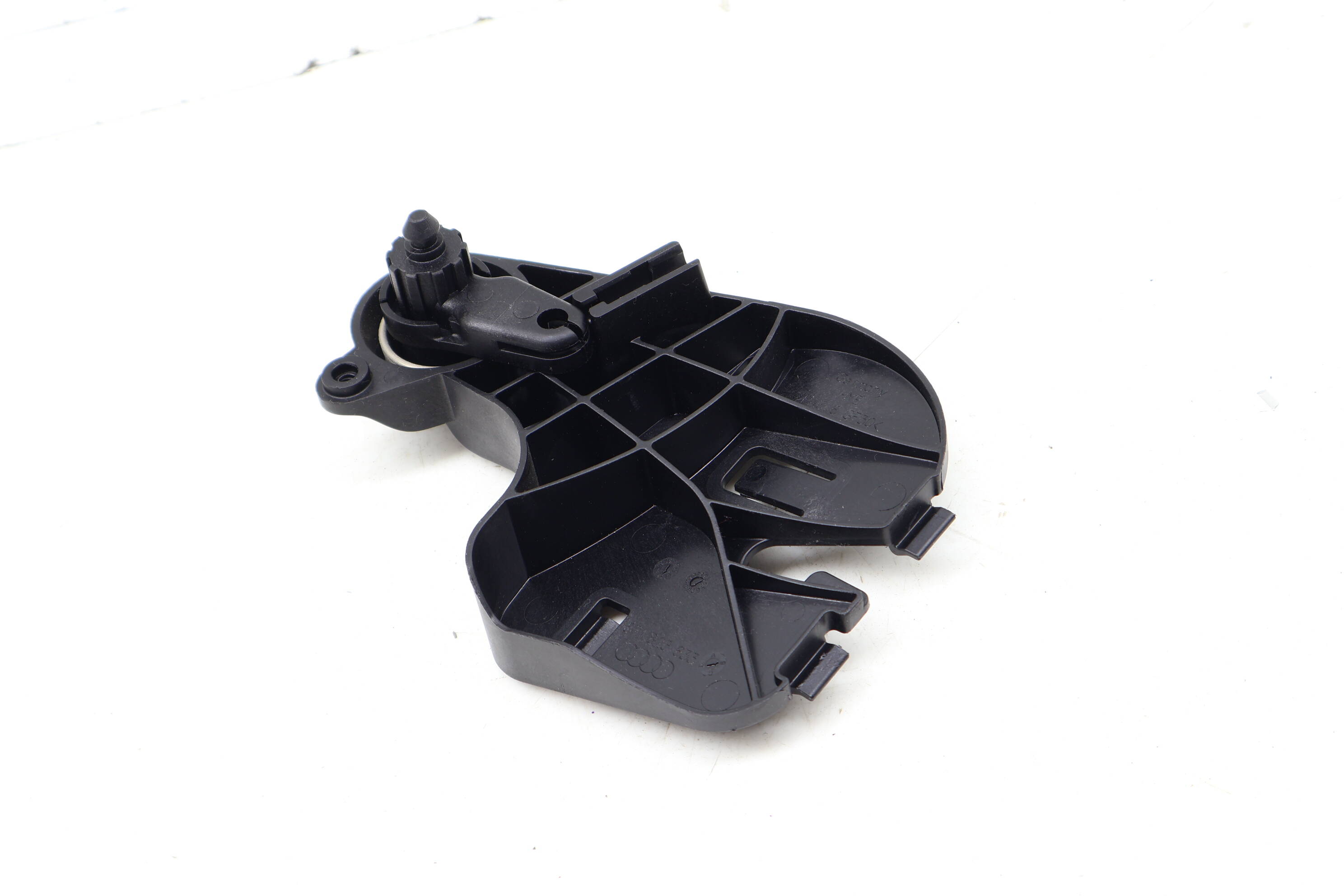 Hood Latch Release Lever Bracket 8T1823633B