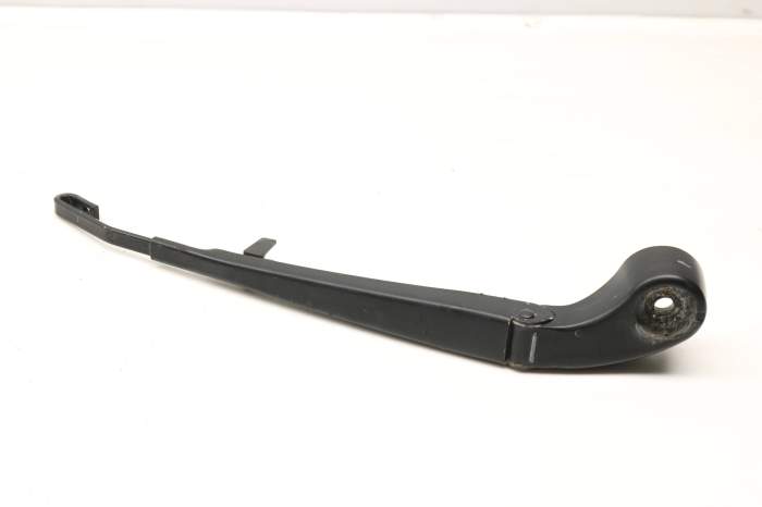 Hatch Wiper Arm 61627068076 main product photo
