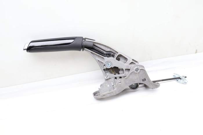 Emergency / Parking Brake Lever Assembly 5GM711301D main product photo
