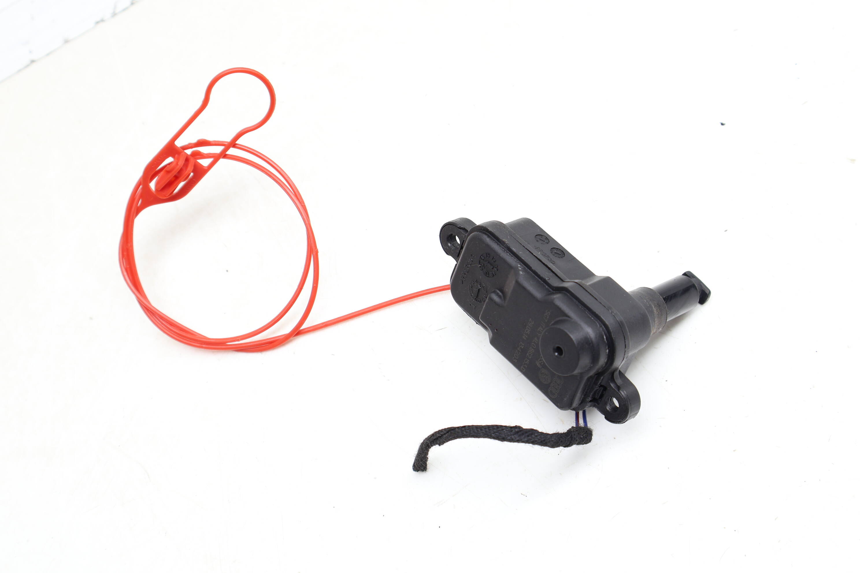 Gas / Fuel Door Lock Actuator 4L0862153D