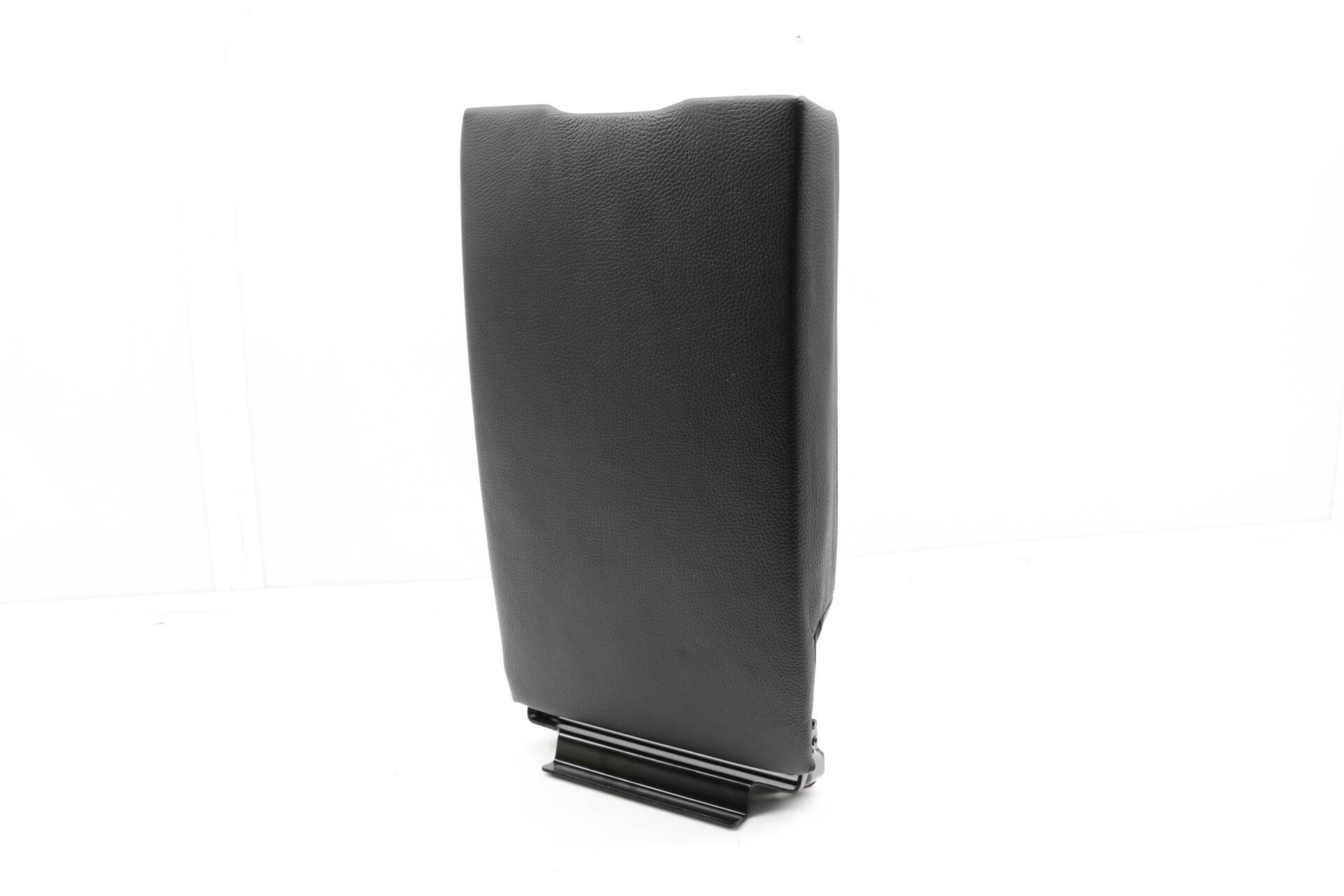 Center&#x20;Arm&#x20;Rest&#x20;&#x2F;&#x20;Cup&#x20;Holder&#x20;52207246449