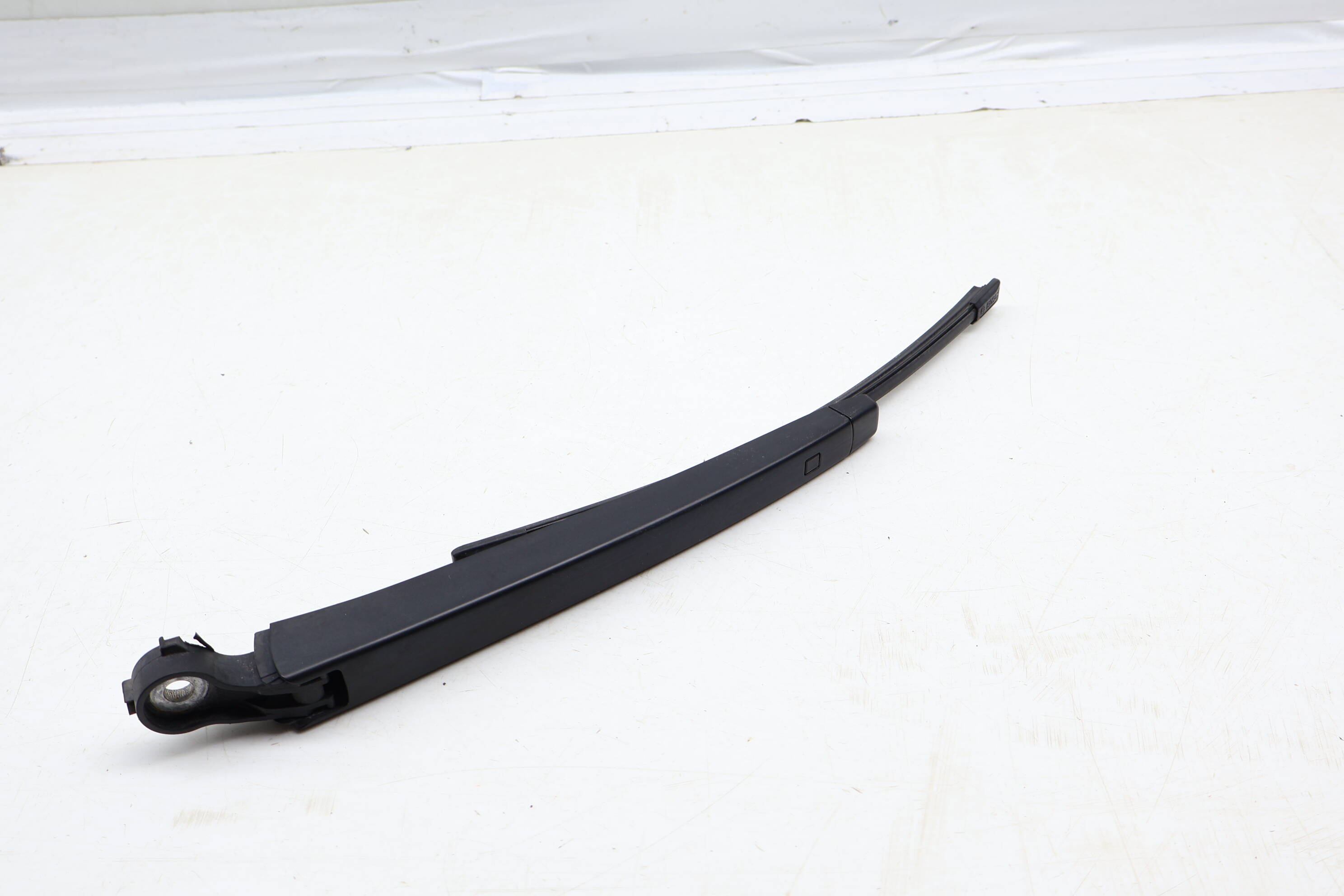 Hatch Window Wiper Arm 5GM955707A