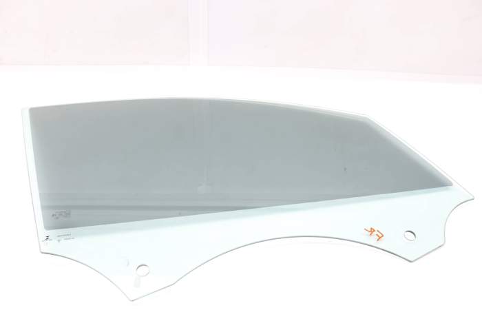 Door Window Glass 95B845202 main product photo