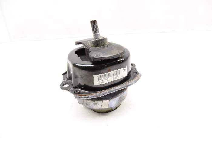 Engine / Motor Mount 22116780653 main product photo