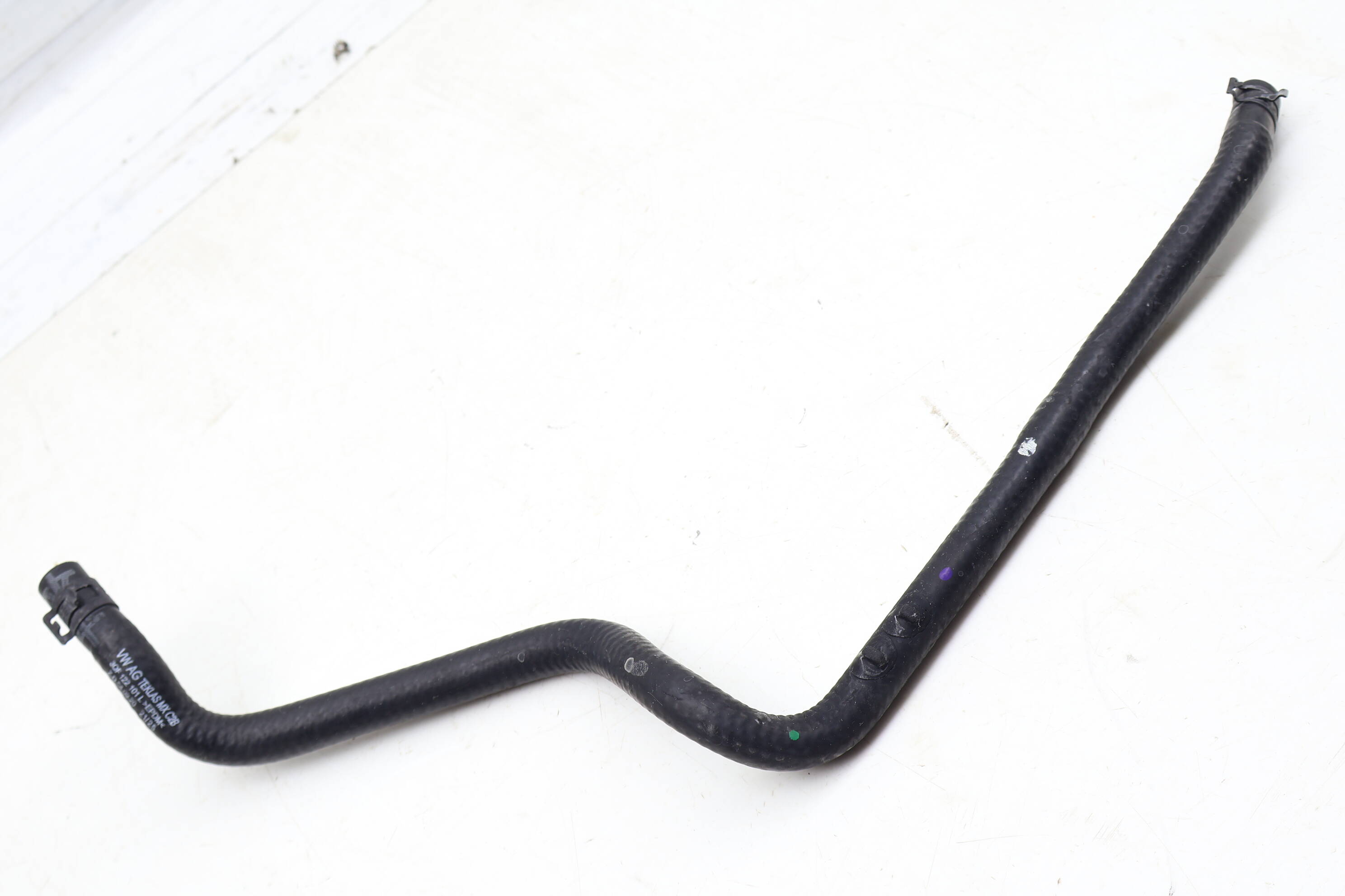 Radiator Coolant Hose / Line (Upper) 3QF122101L