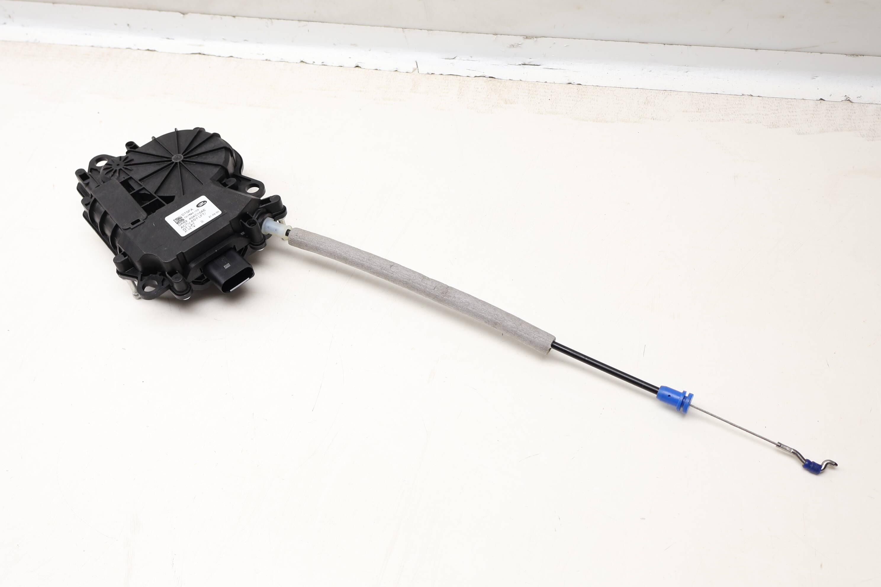 Trunk / Hatch Drive Unit Motor DK62404C10AE