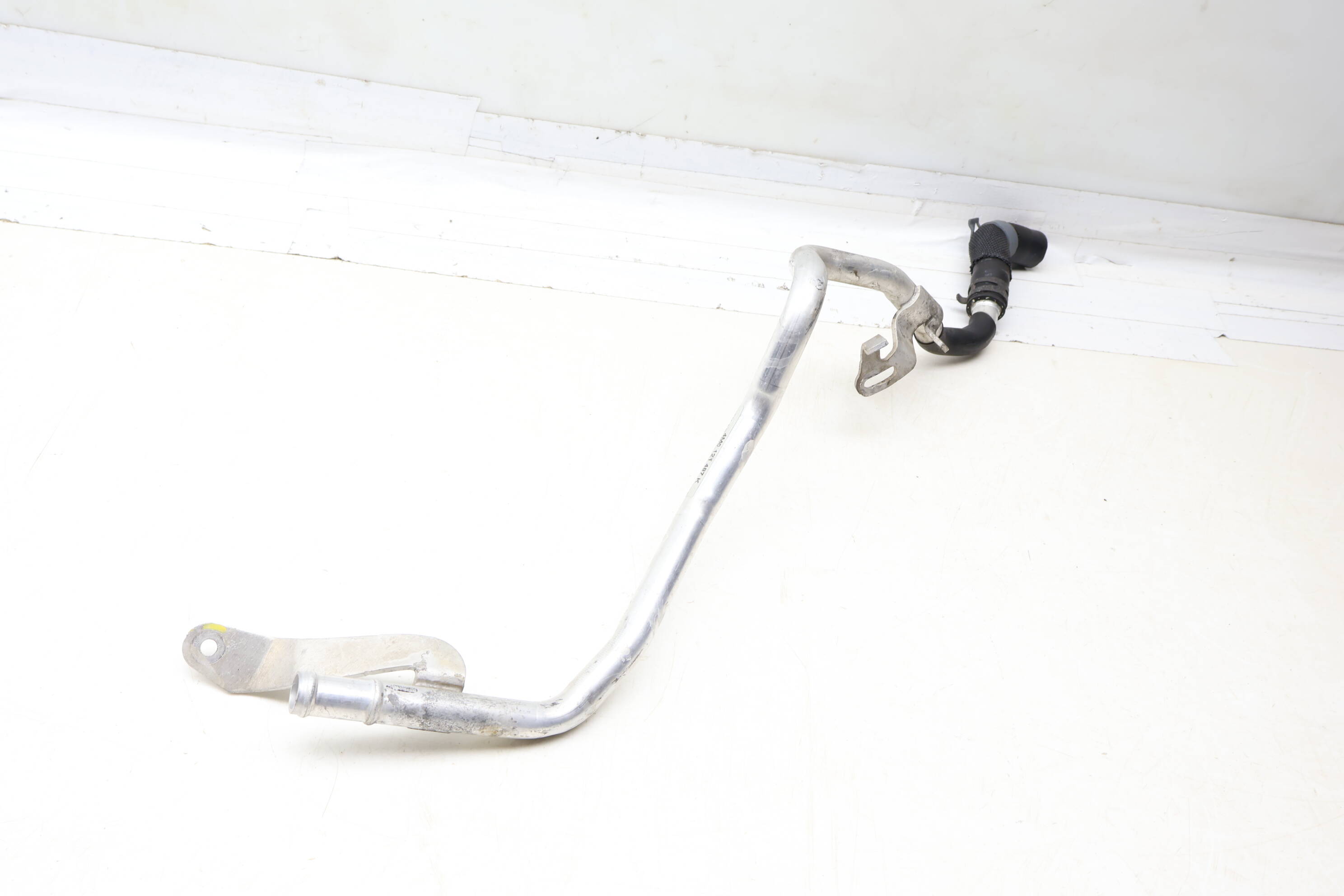 Coolant Hose / Line / Pipe 4M0121487K PAB12148700