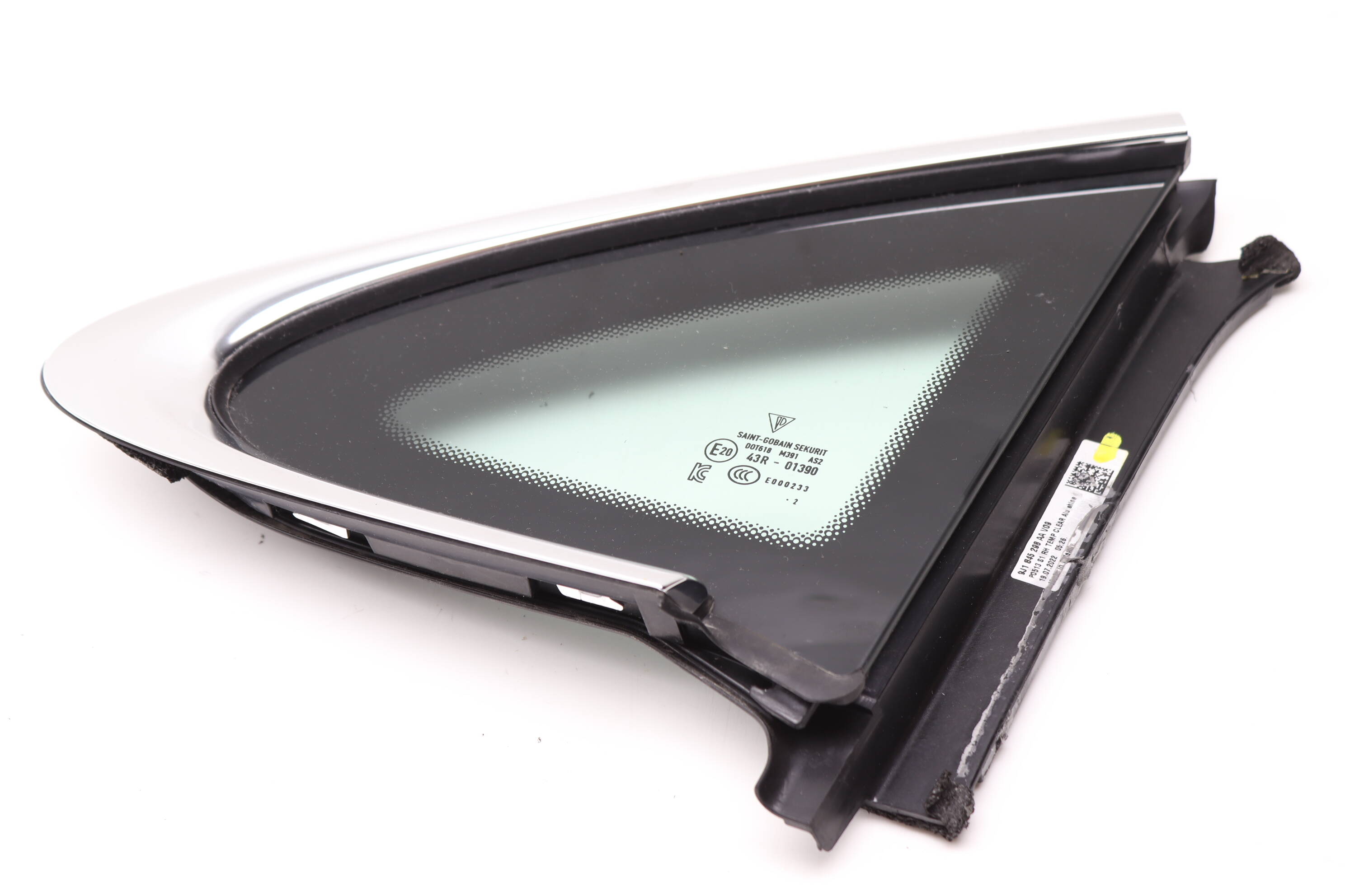 Side Quarter Window / Glass 9J1845298AA