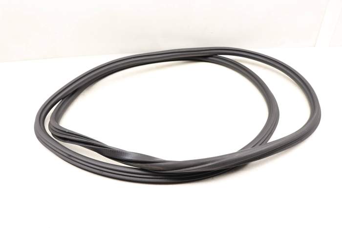 Inner Door Seal / Weather Stripping 83A831721B main product photo