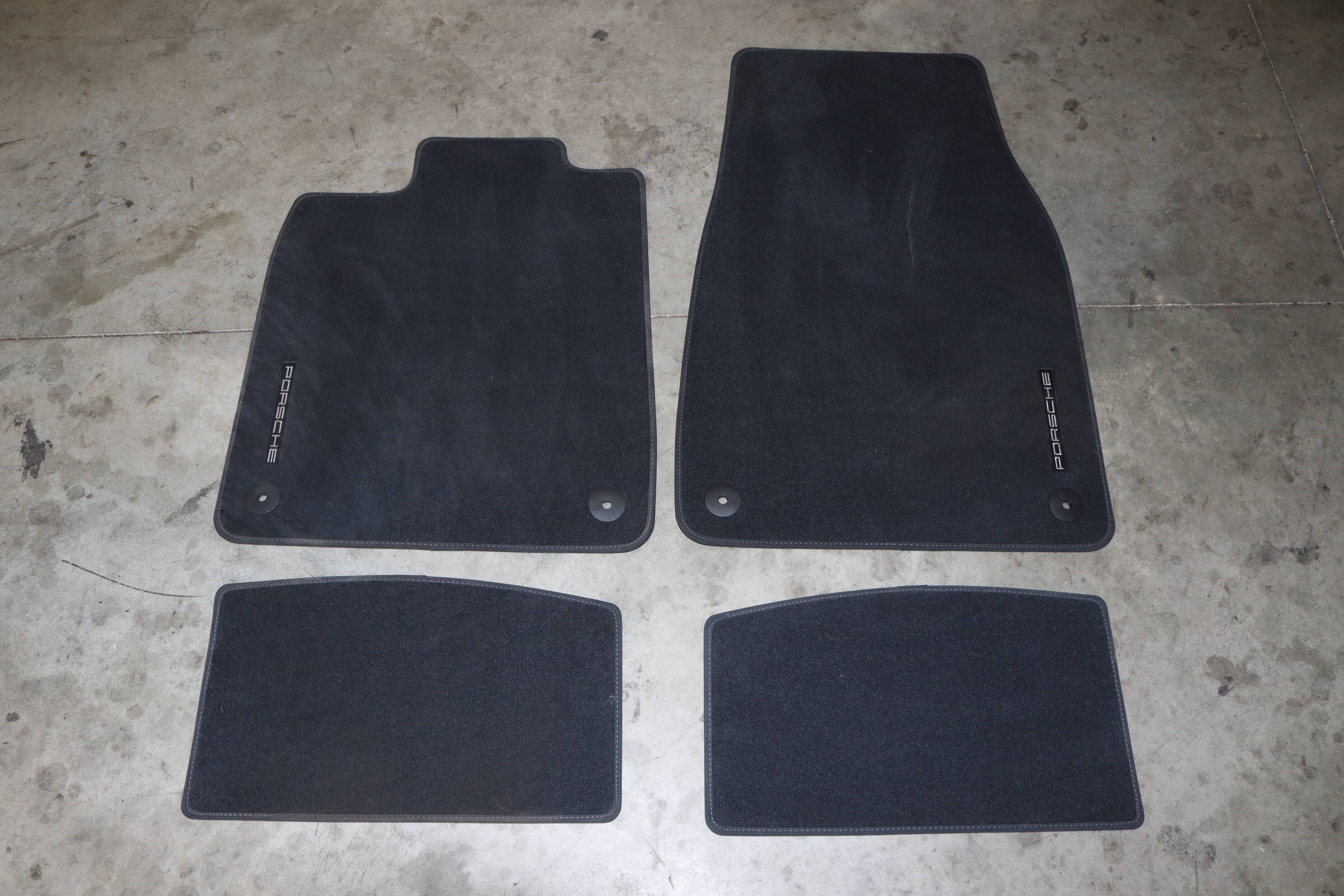 Complete Carpet Floor Mat Set (Porsche)