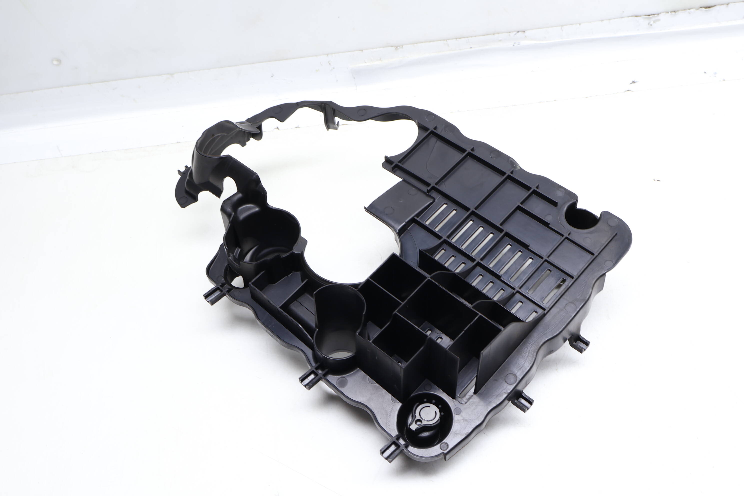 Engine Oil Pan / Baffle 06K103138Q