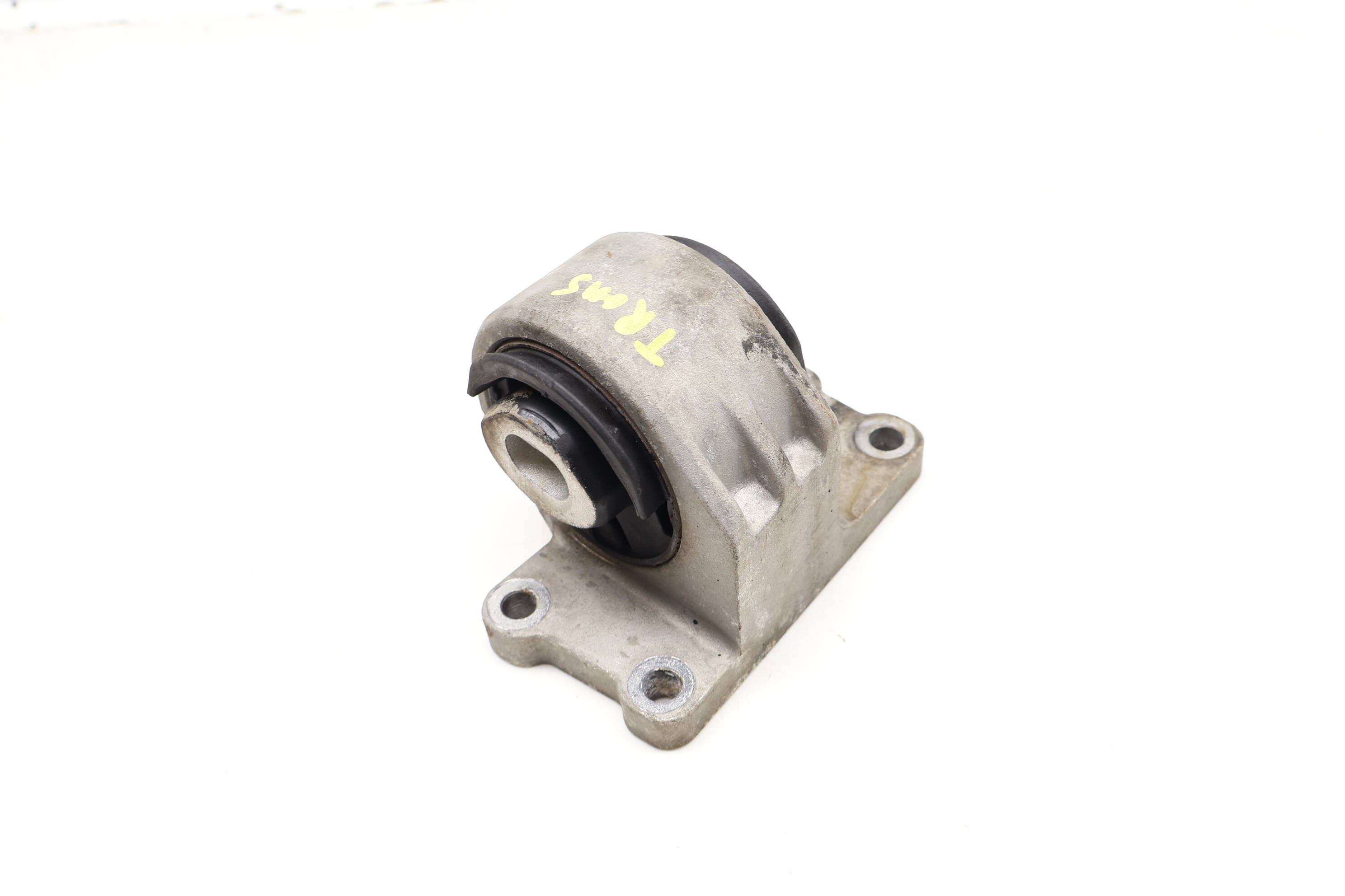 Transmission Mount LR092039