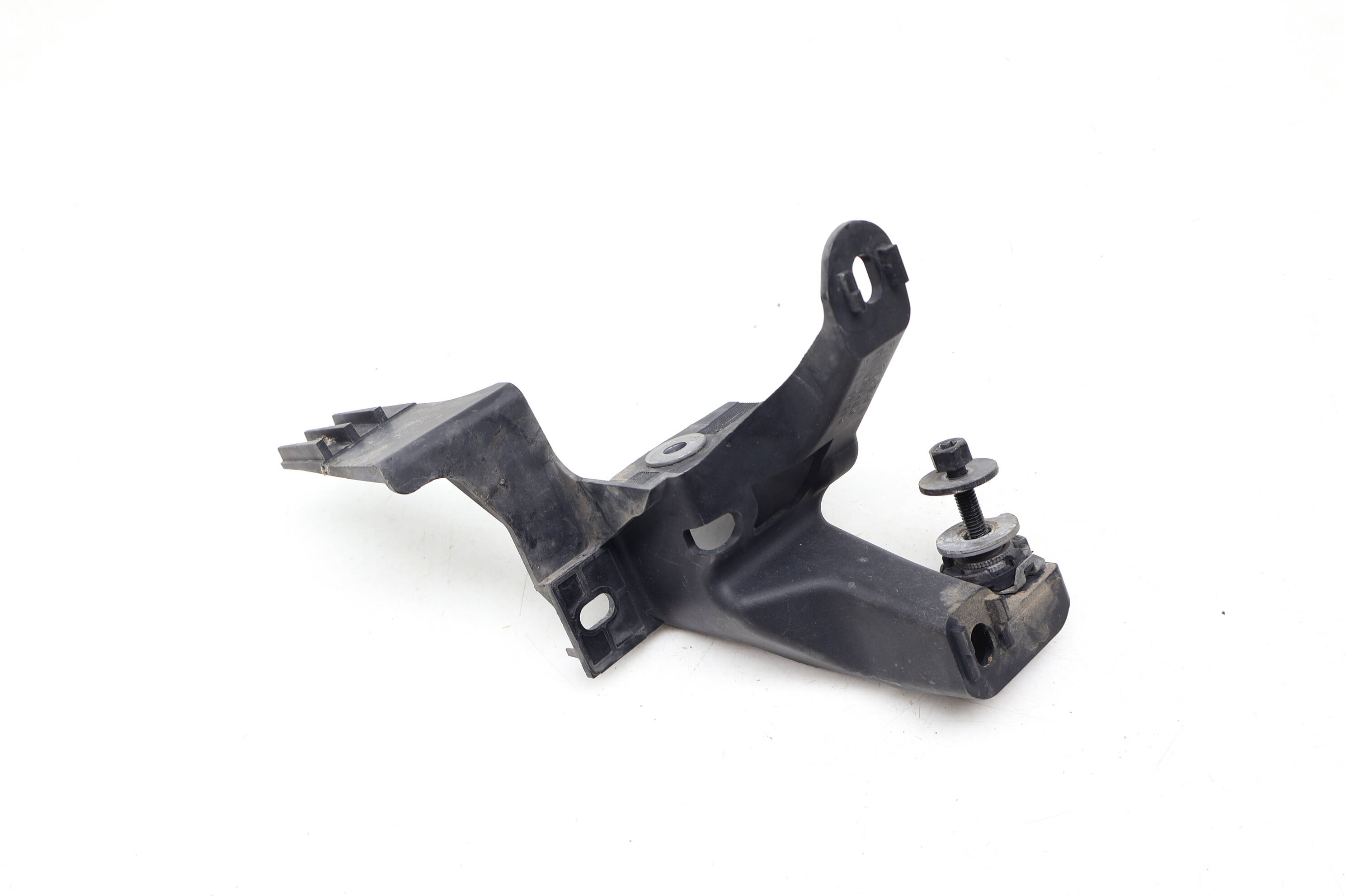 Bumper Holder / Mount Bracket 8J0806540A