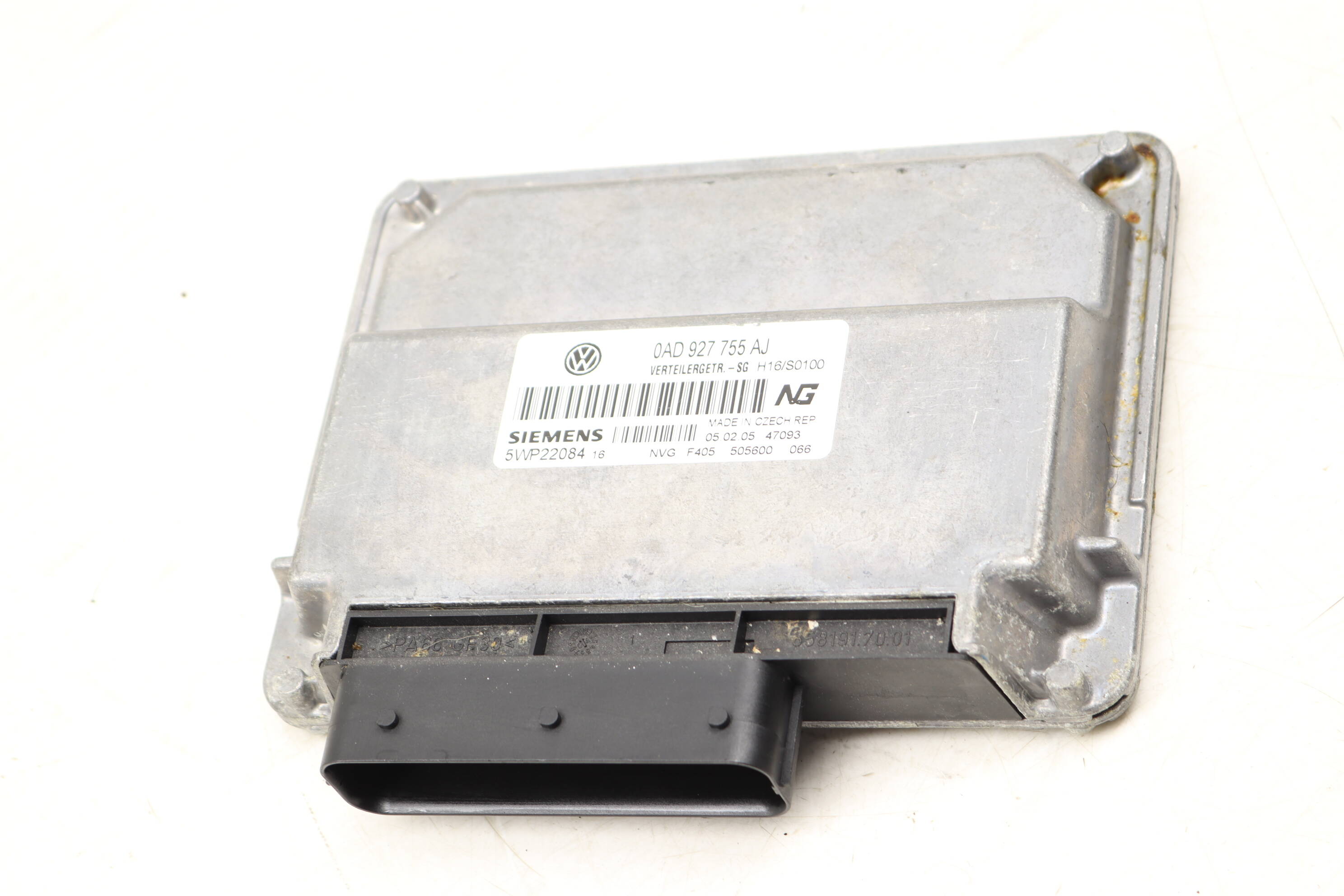 Transfer Case / Box Control Module 0AD927755AJ