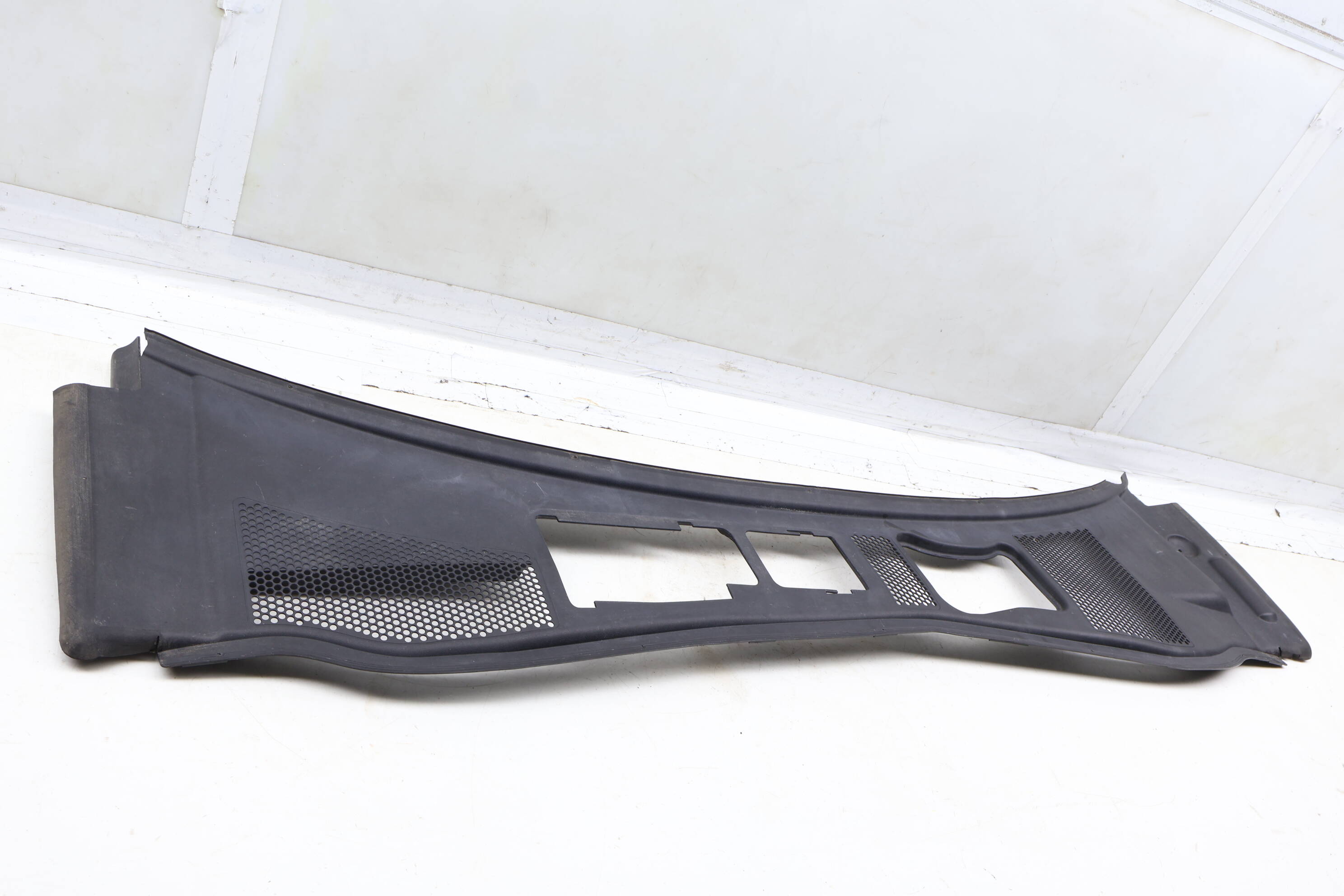 Firewall Engine Bay Cowl Cover 3B1819417C