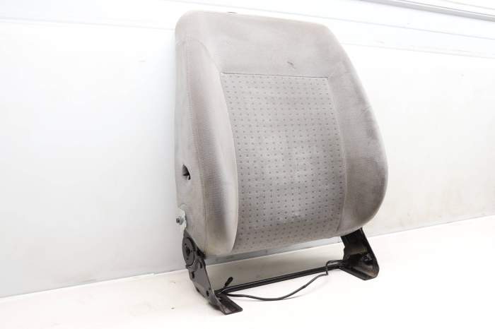 Upper Seat Backrest Cushion Assembly (Cloth) 7D0881805AJ main product photo
