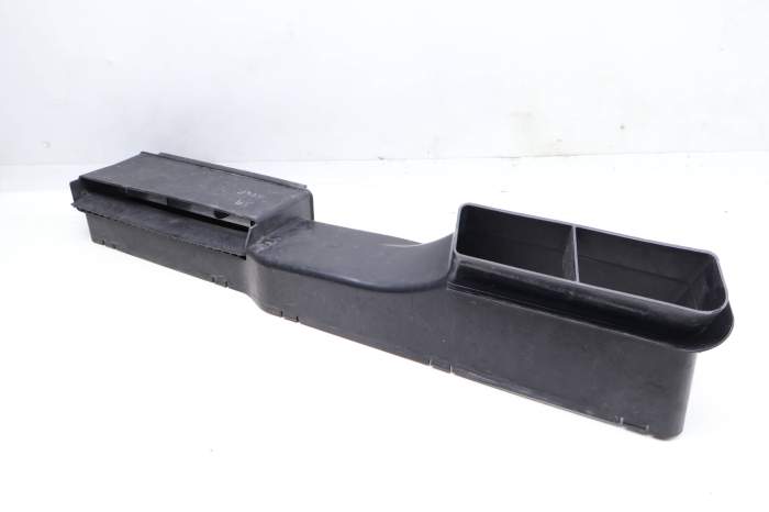 Engine Air Intake Duct 3QF129254 main product photo