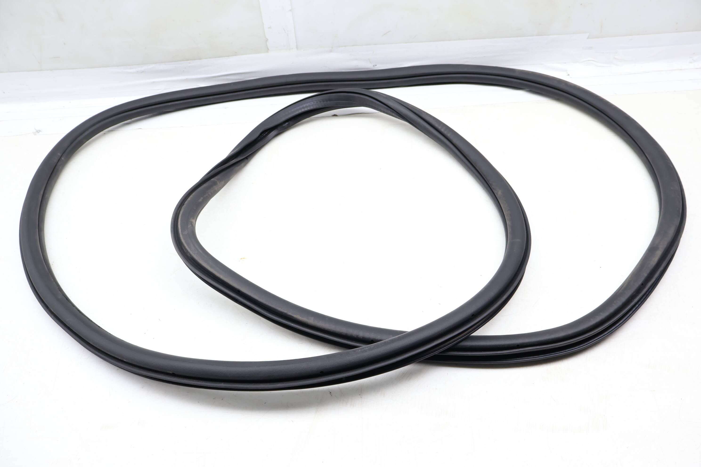 Inner Door Seal / Weather Stripping 3CM867911A