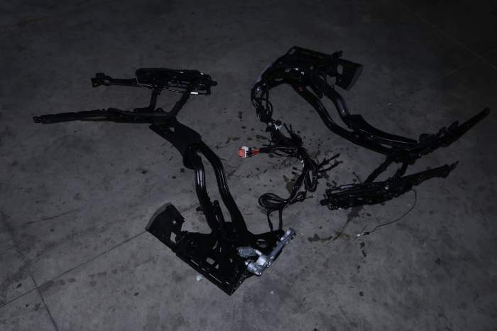 Convertible Top Hinge Assembly main product photo
