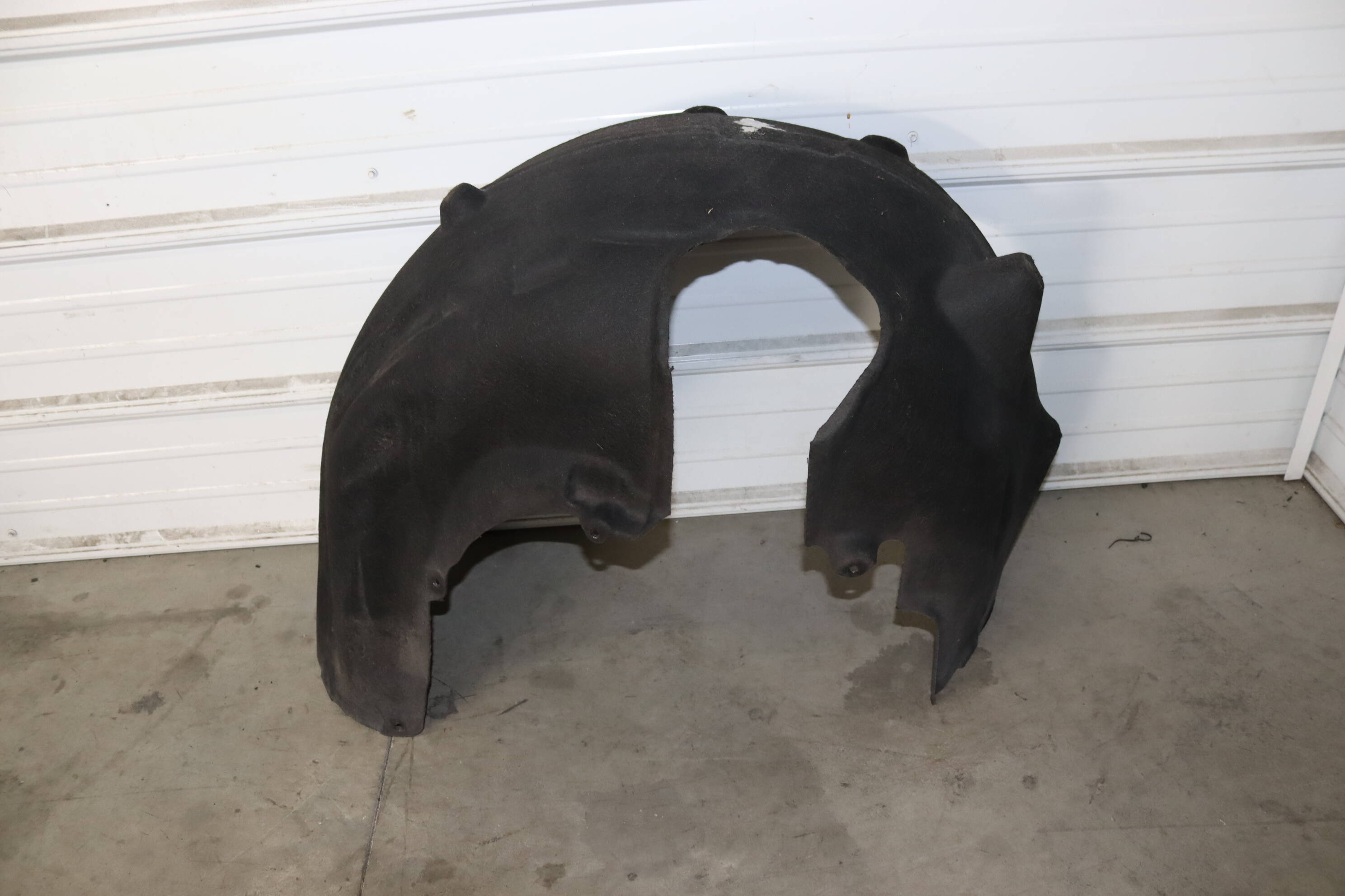 Quarter Panel Fender Liner / Wheel Housing Cover 51717351456