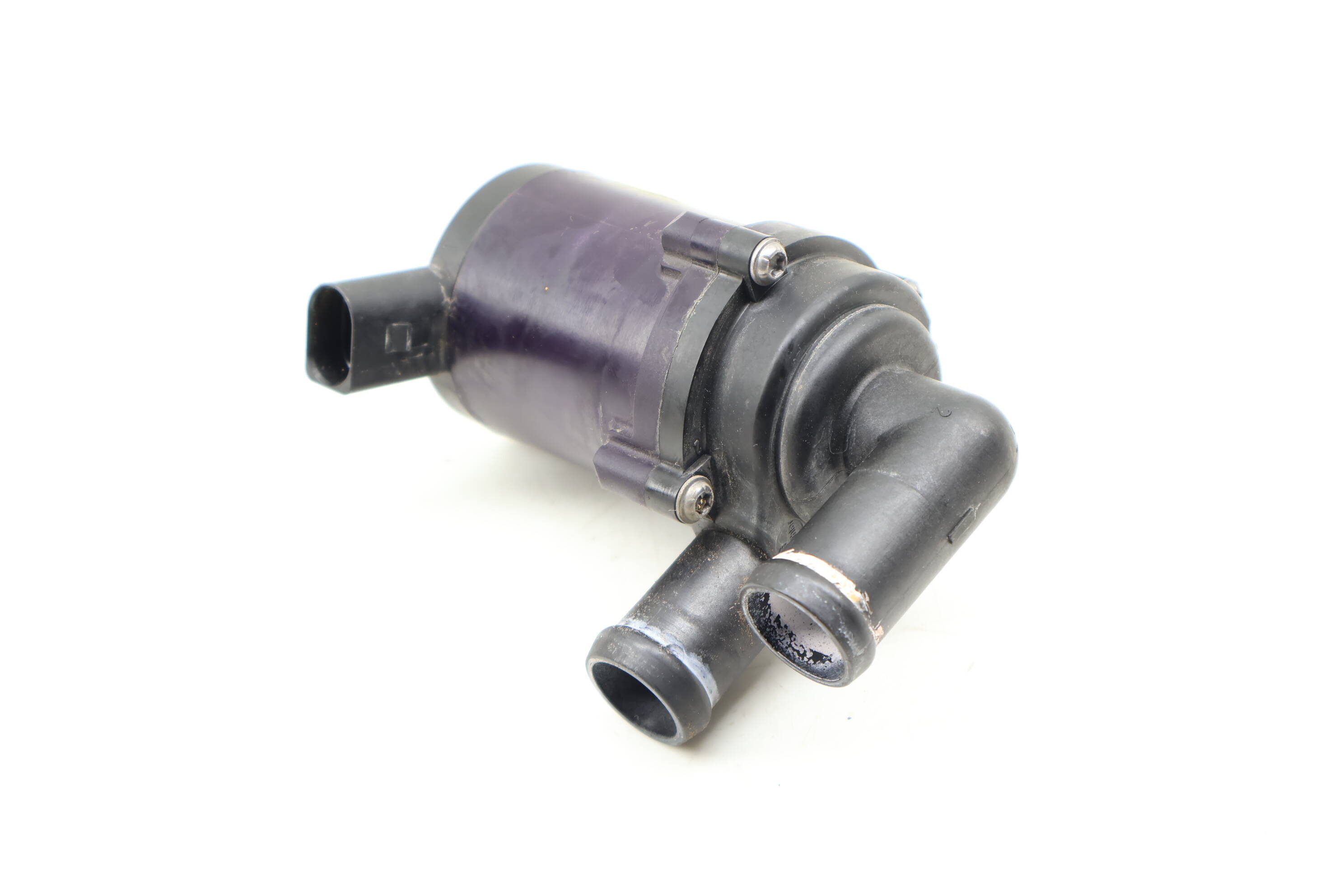 Auxiliary Coolant / Water Pump 7L0965561K