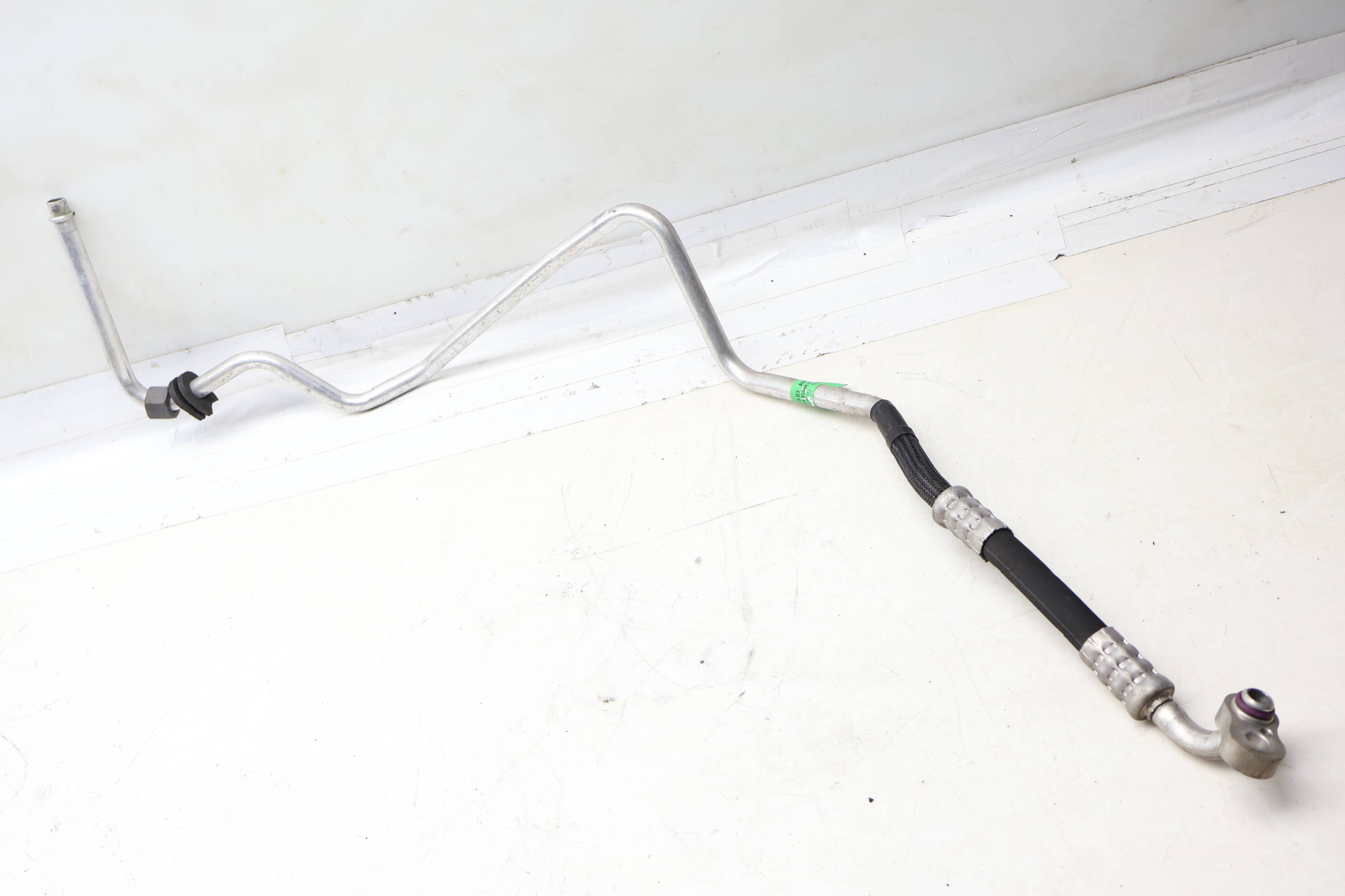 Ac Pressure Pipe / Line / Hose 99757310503