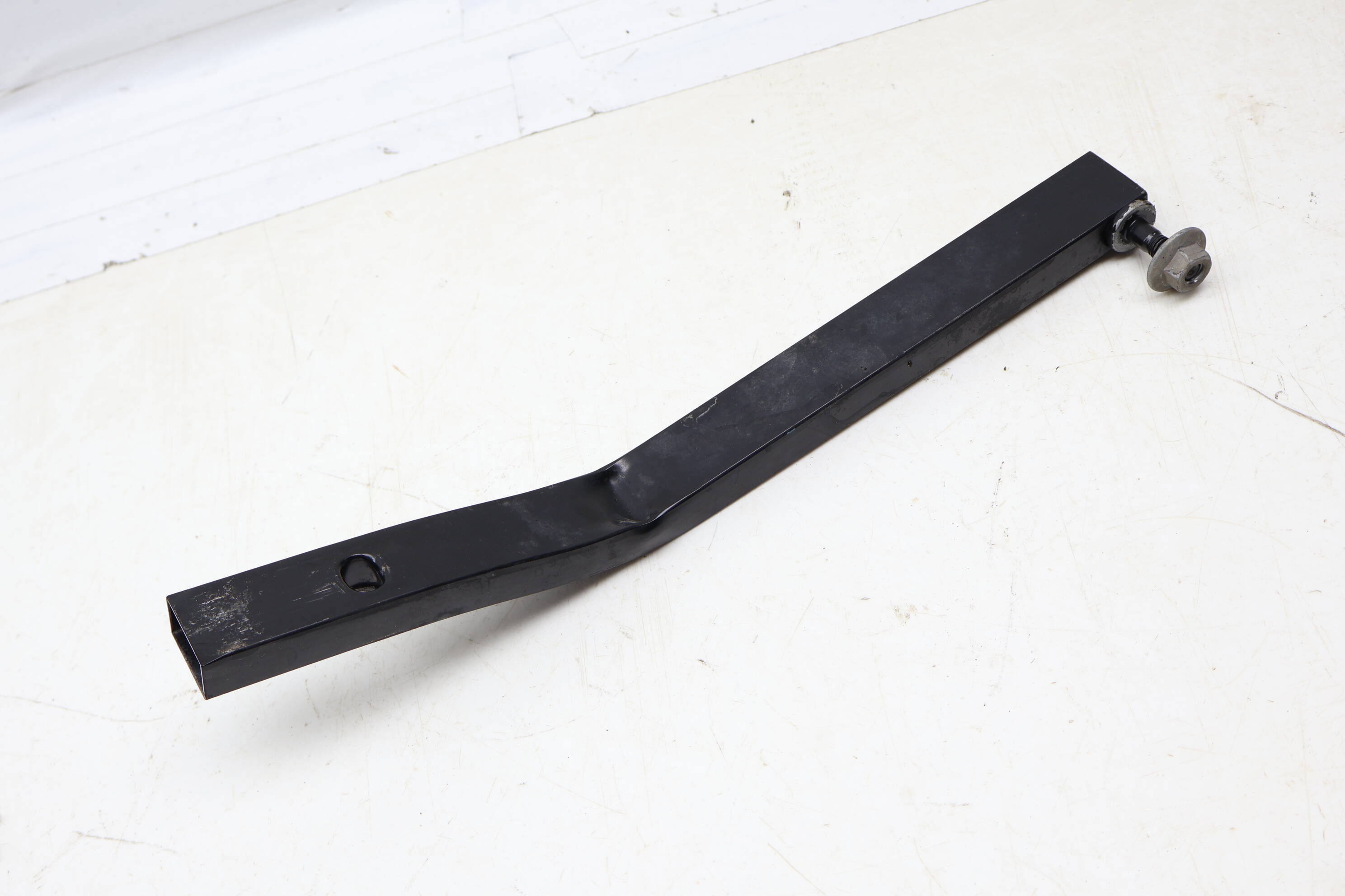 Radiator / Core Support Bracket 8K0805528A