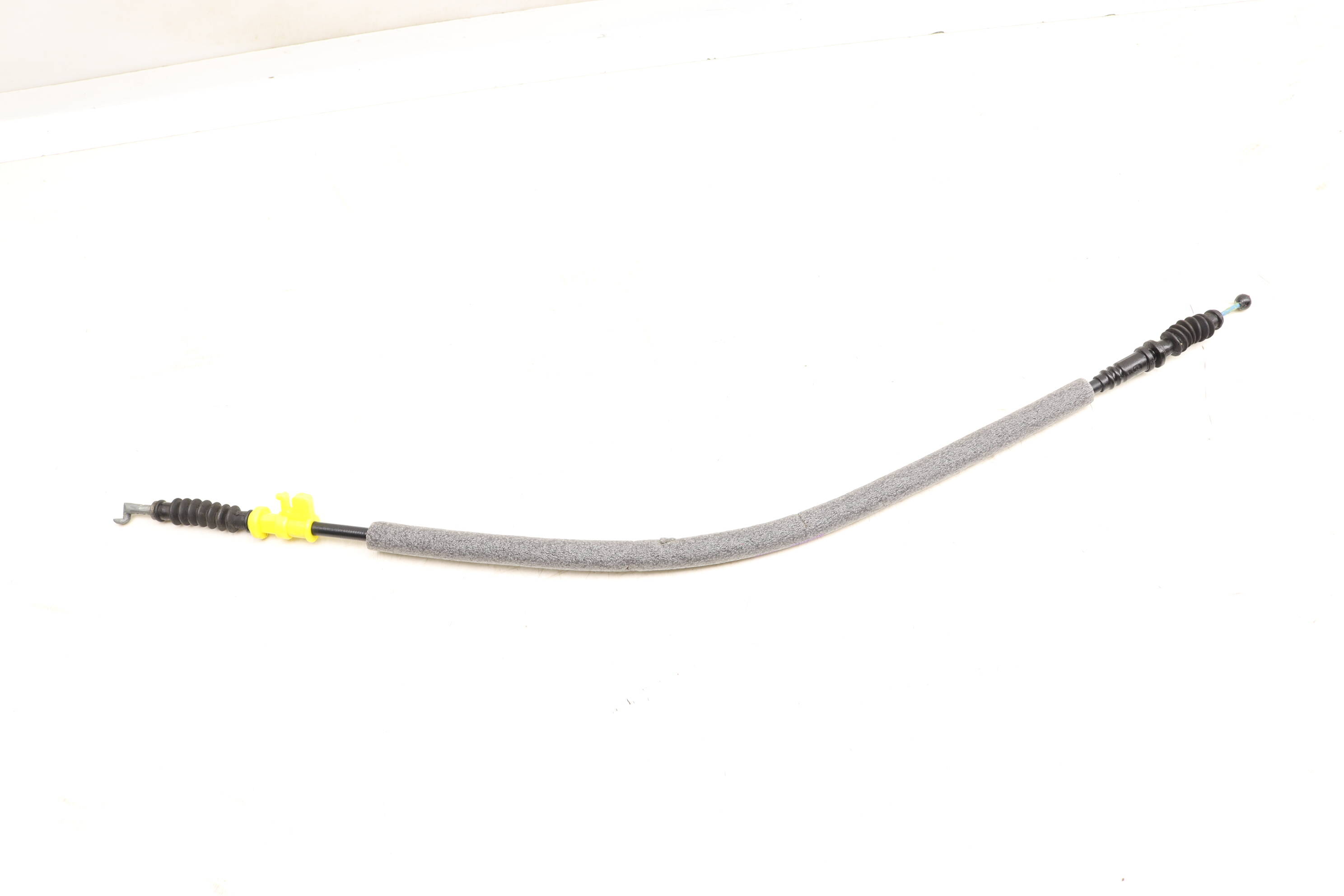 Exterior&#x20;Door&#x20;Handle&#x20;Release&#x20;&#x2F;&#x20;Bowden&#x20;Cable&#x20;4H0837099