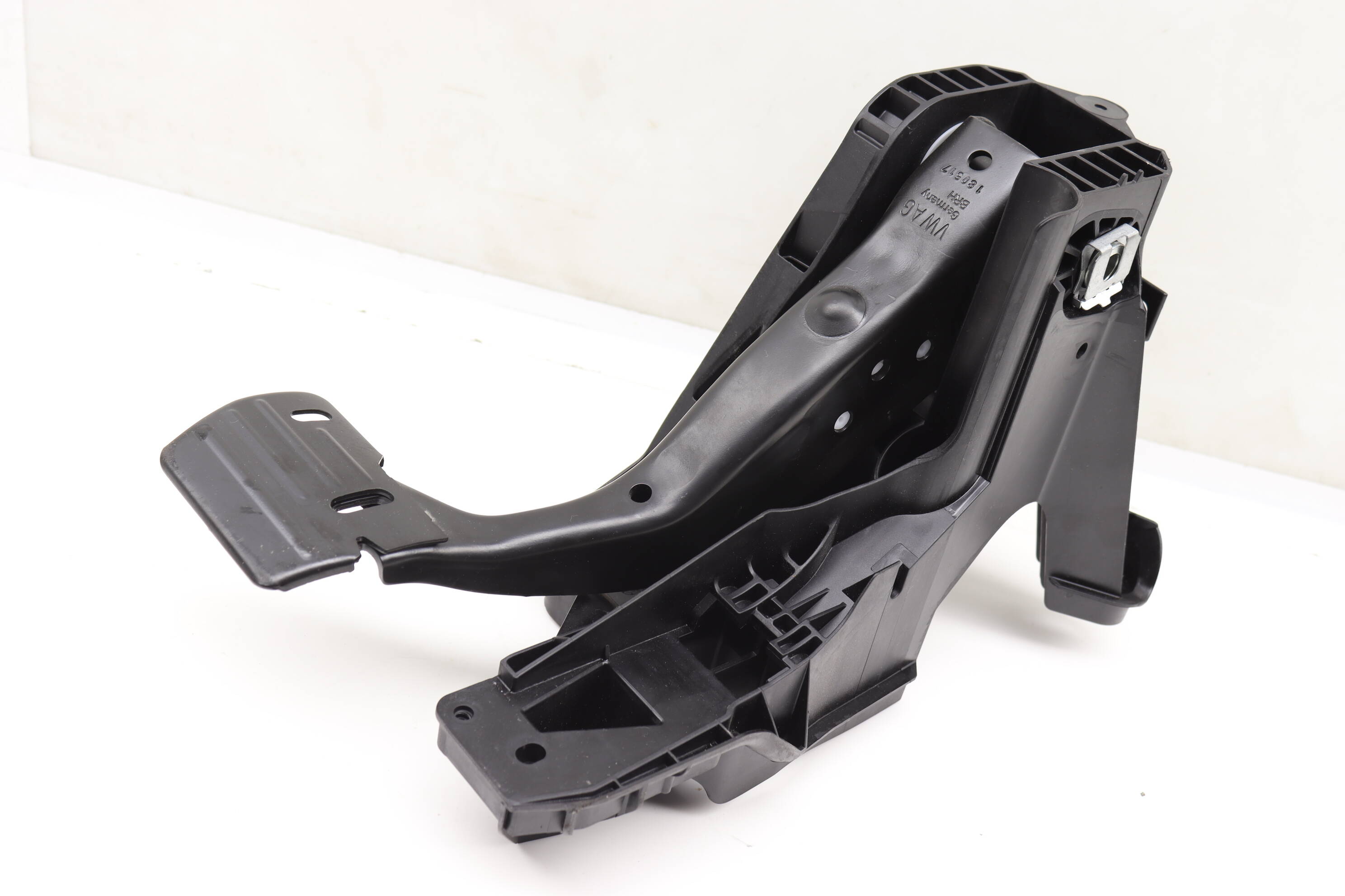 Brake Pedal Assembly 5Q1723143B