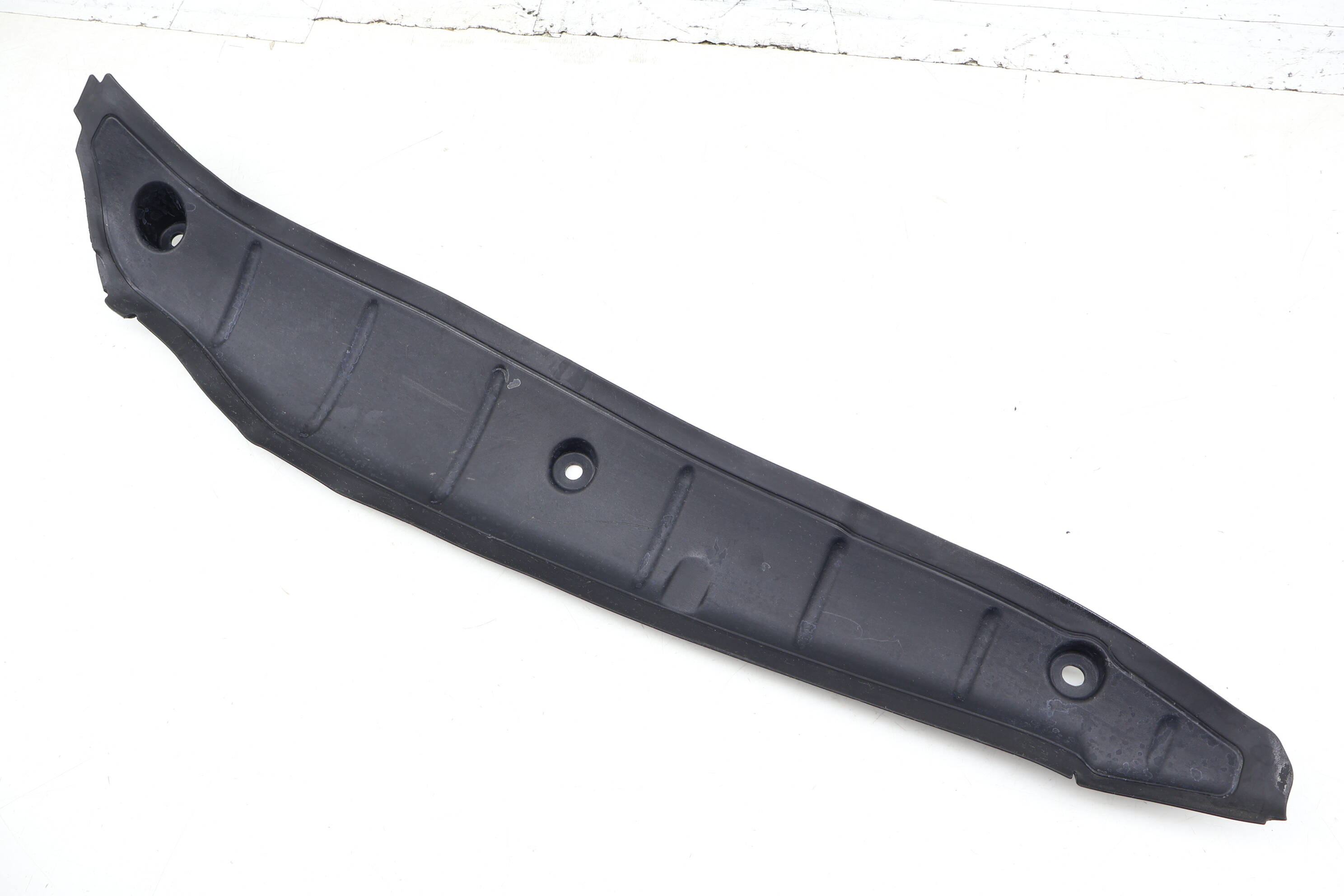 Inner Fender End Plate / Cover 8Y0821111