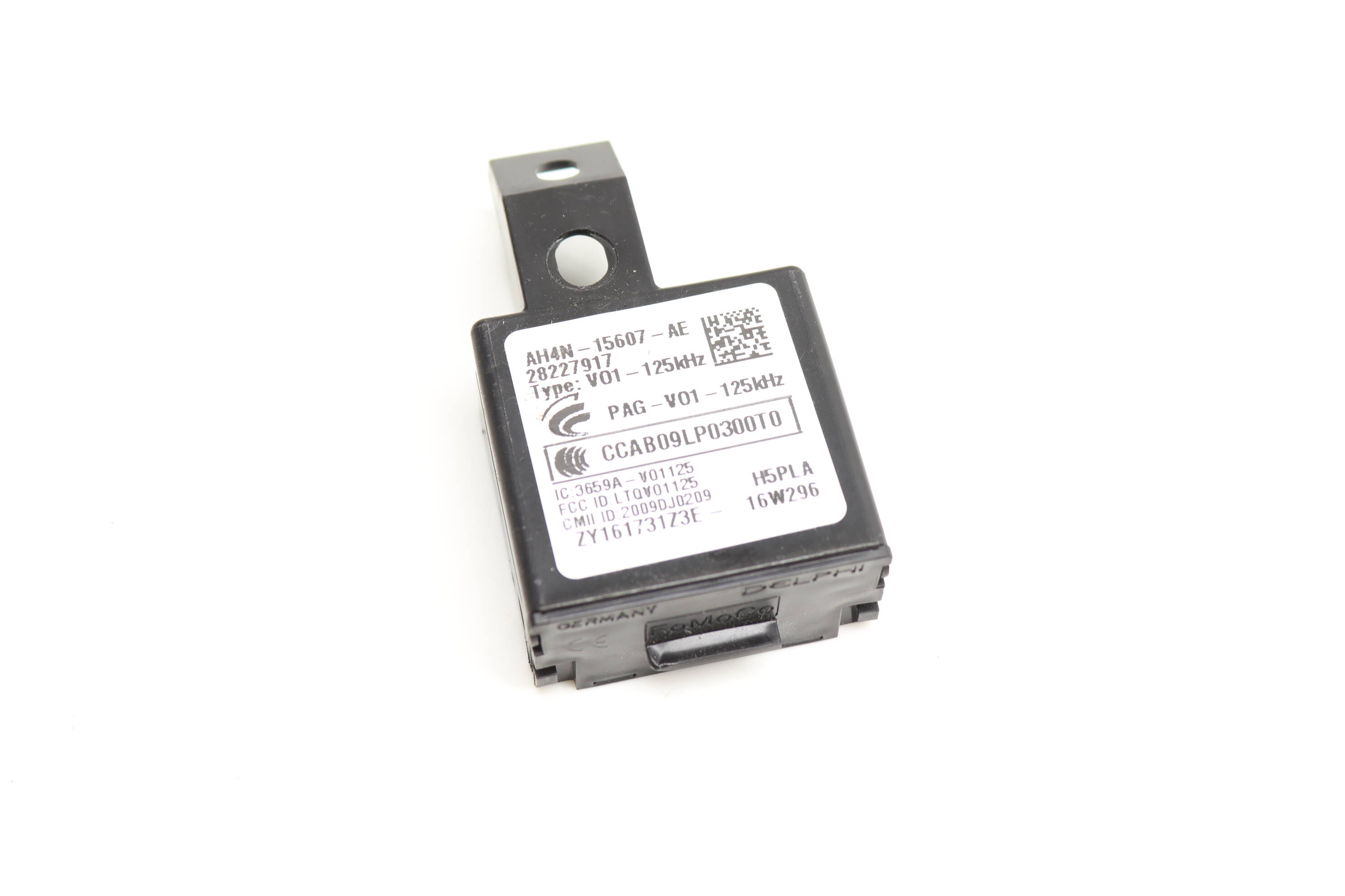 Immobilizer / Keyless Entry Module AH4N15607AE