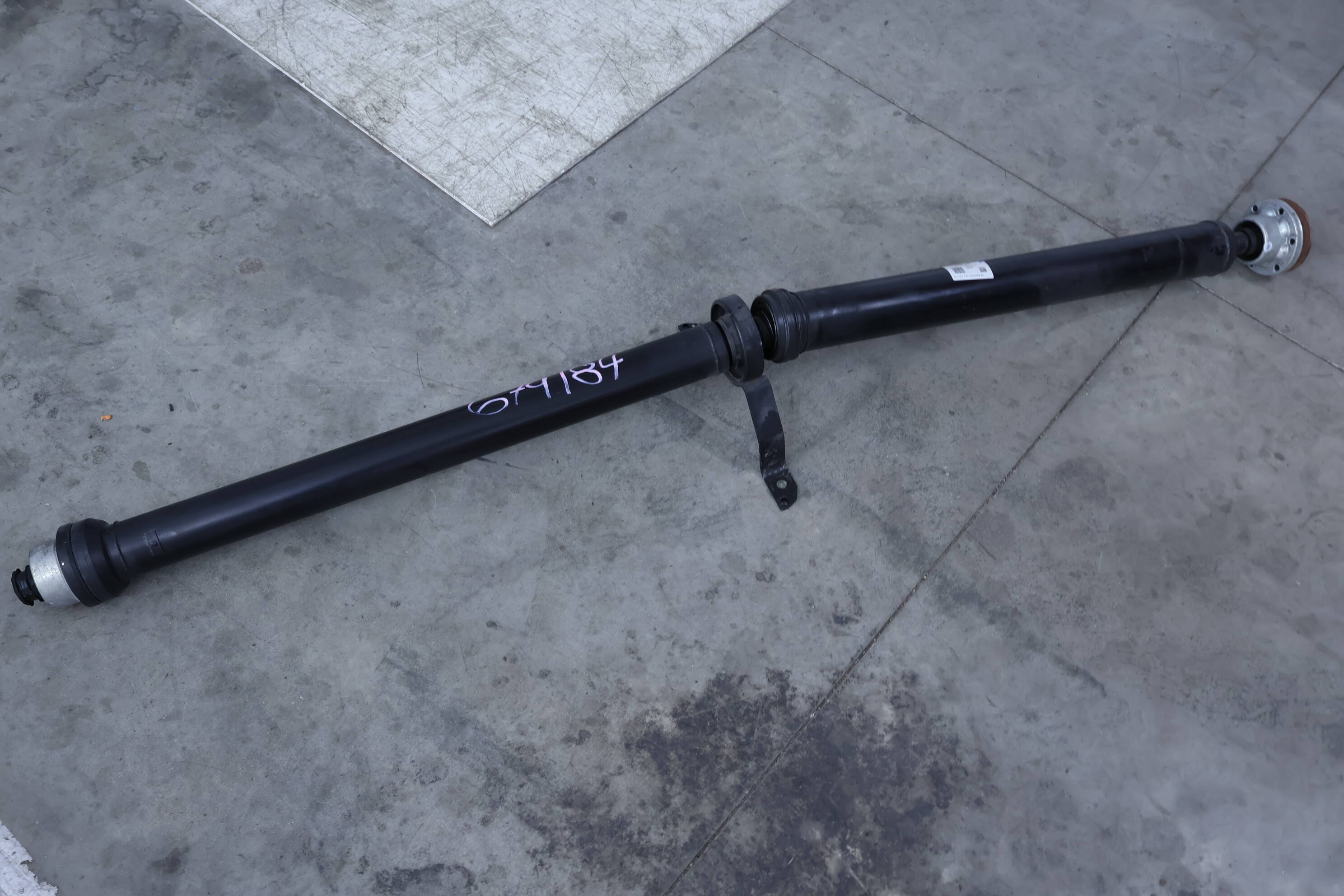 Automatic Driveshaft / Propeller Shaft 8W6521101