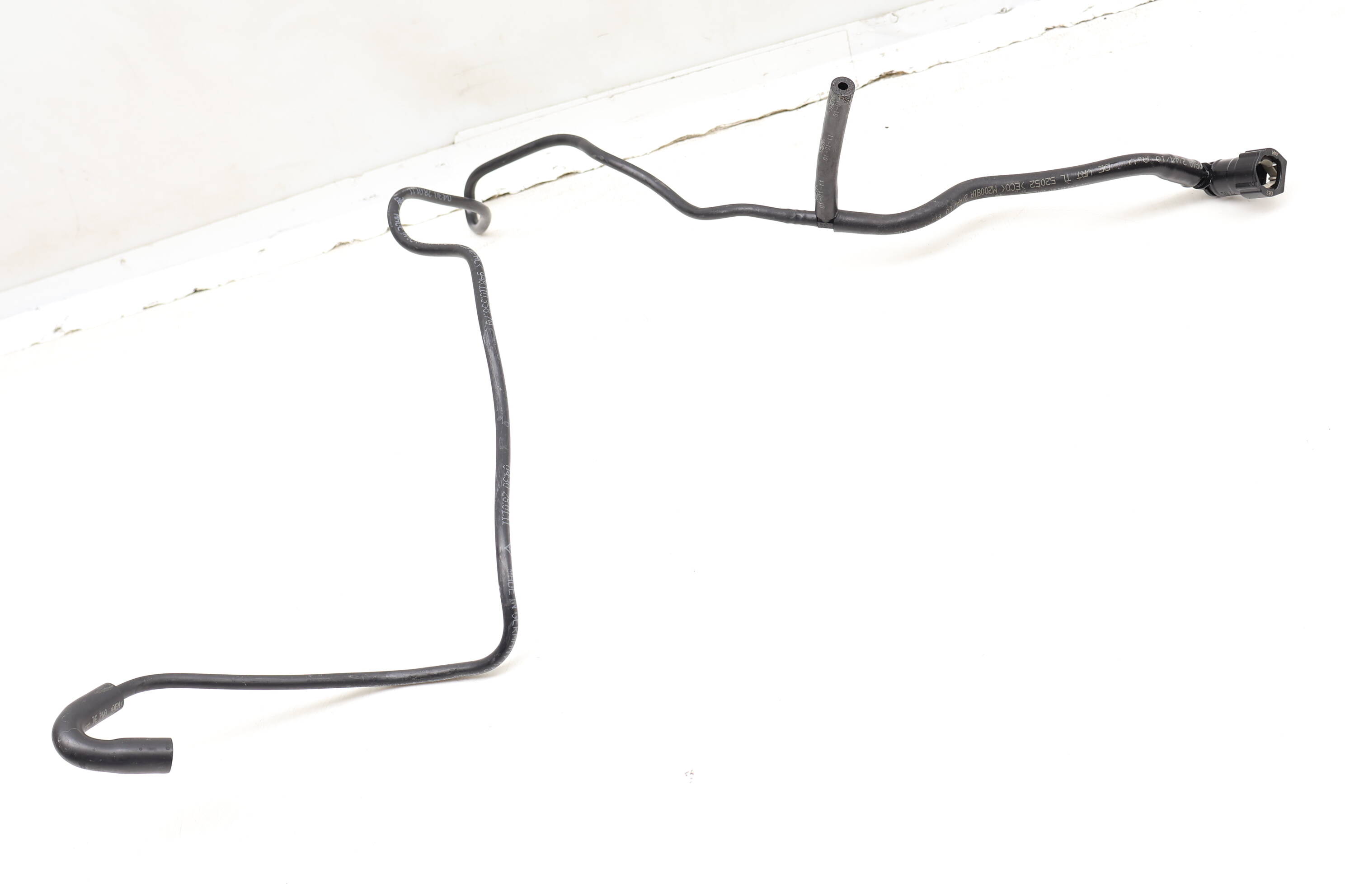 Air Intake Vacuum Hose / Line 94811035870