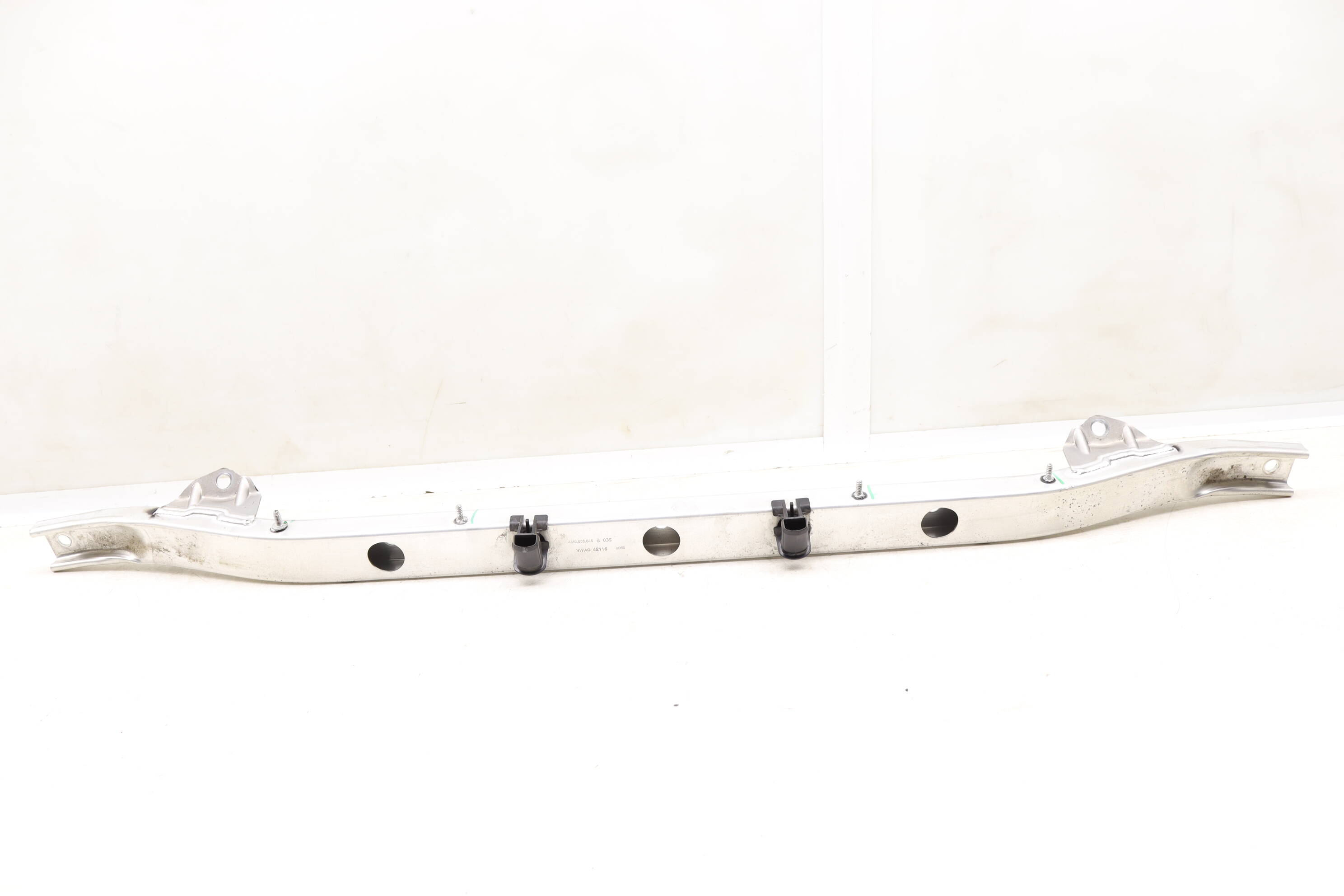 Frame Reinforcement Support Bracket 4M0805645B