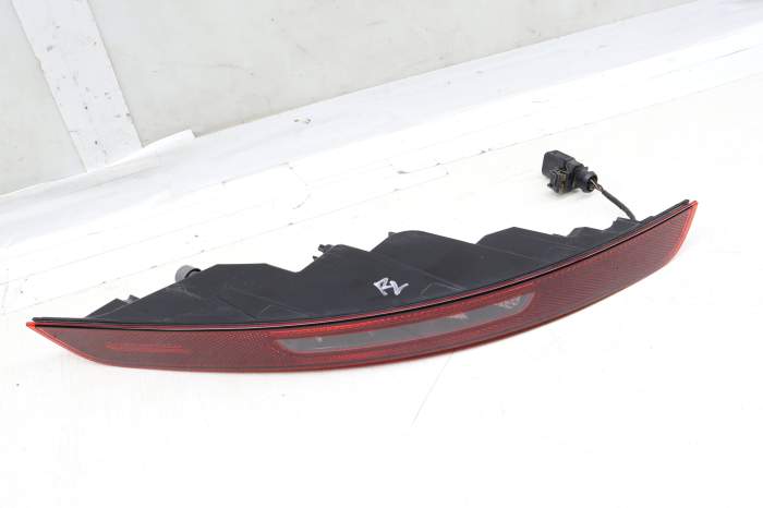 Backup Light / Reflector 95B945725R main product photo