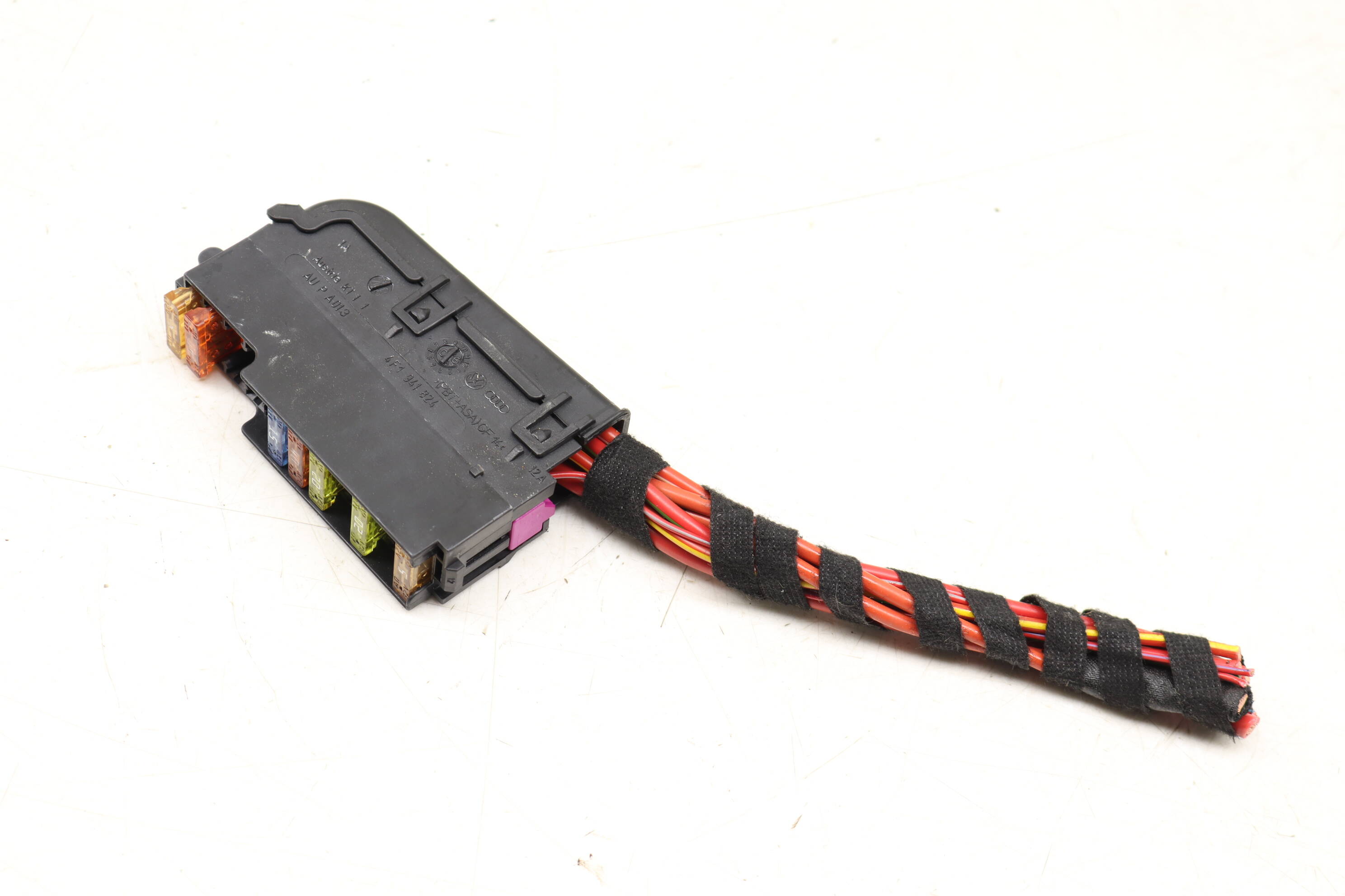 Fuse Panel / Holder 4F1941824