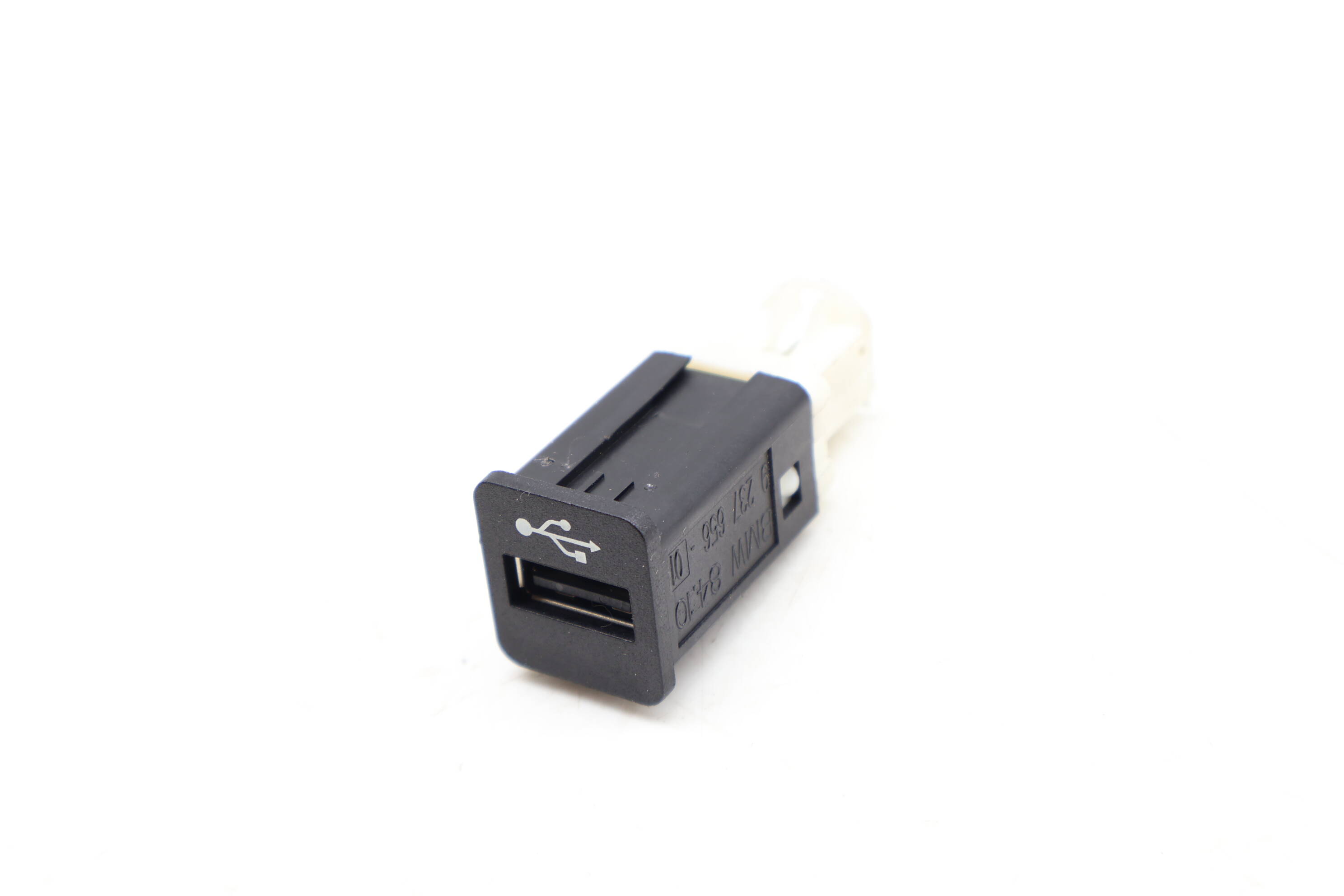 Usb Socket / Port 84109237656