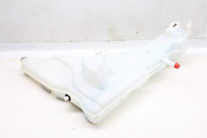 Windshield Washer Reservoir / Tank 7292423 main product photo