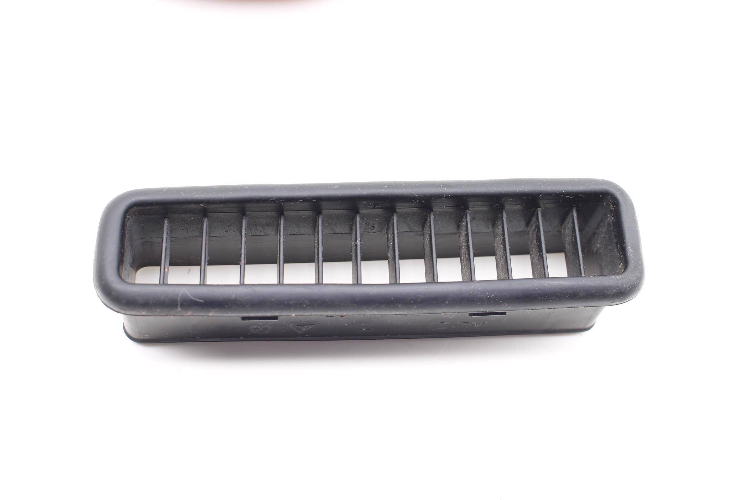 Dash Air Vent 7L0819985 95555588501