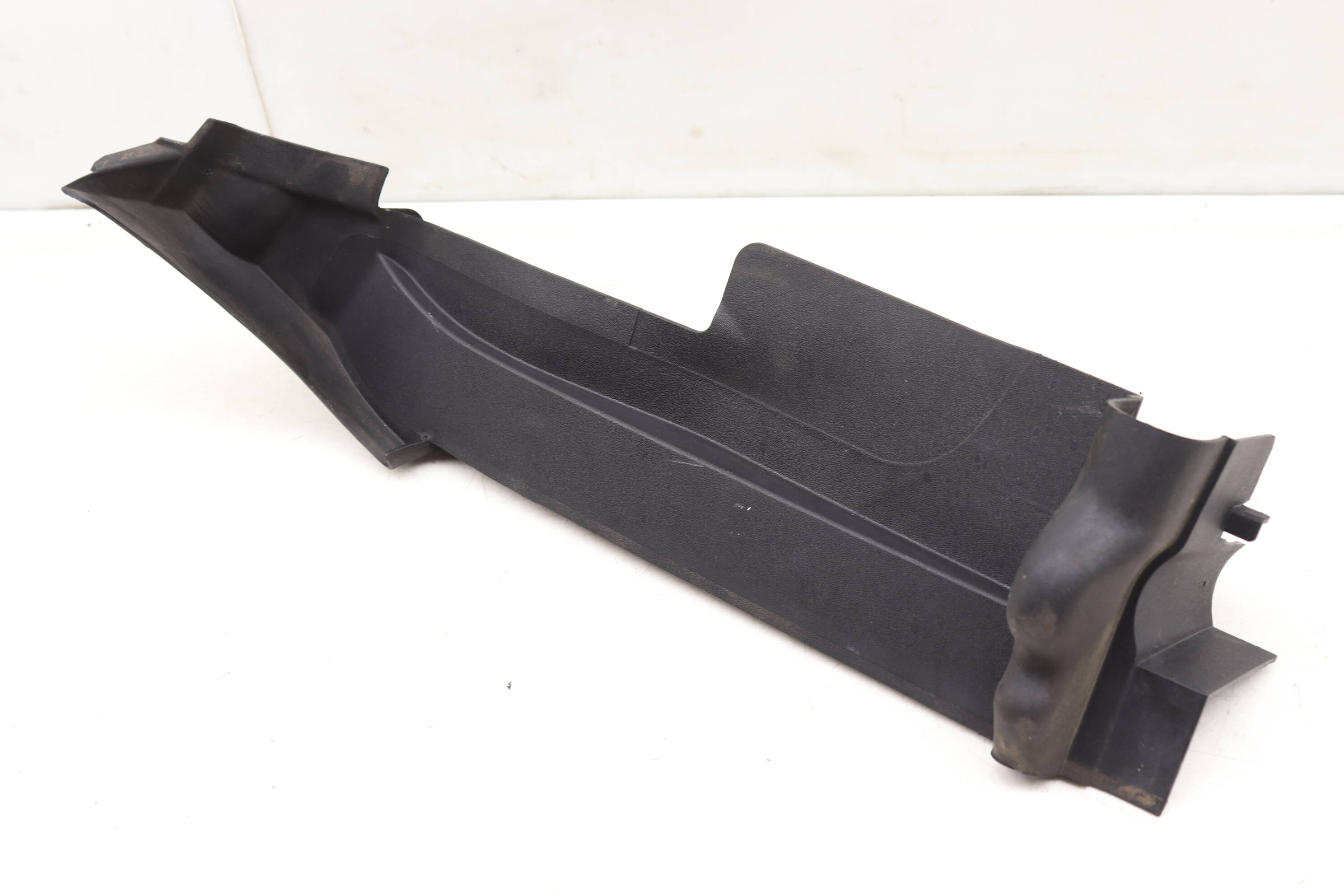 Cowl Cover / Trim 4M0821170B