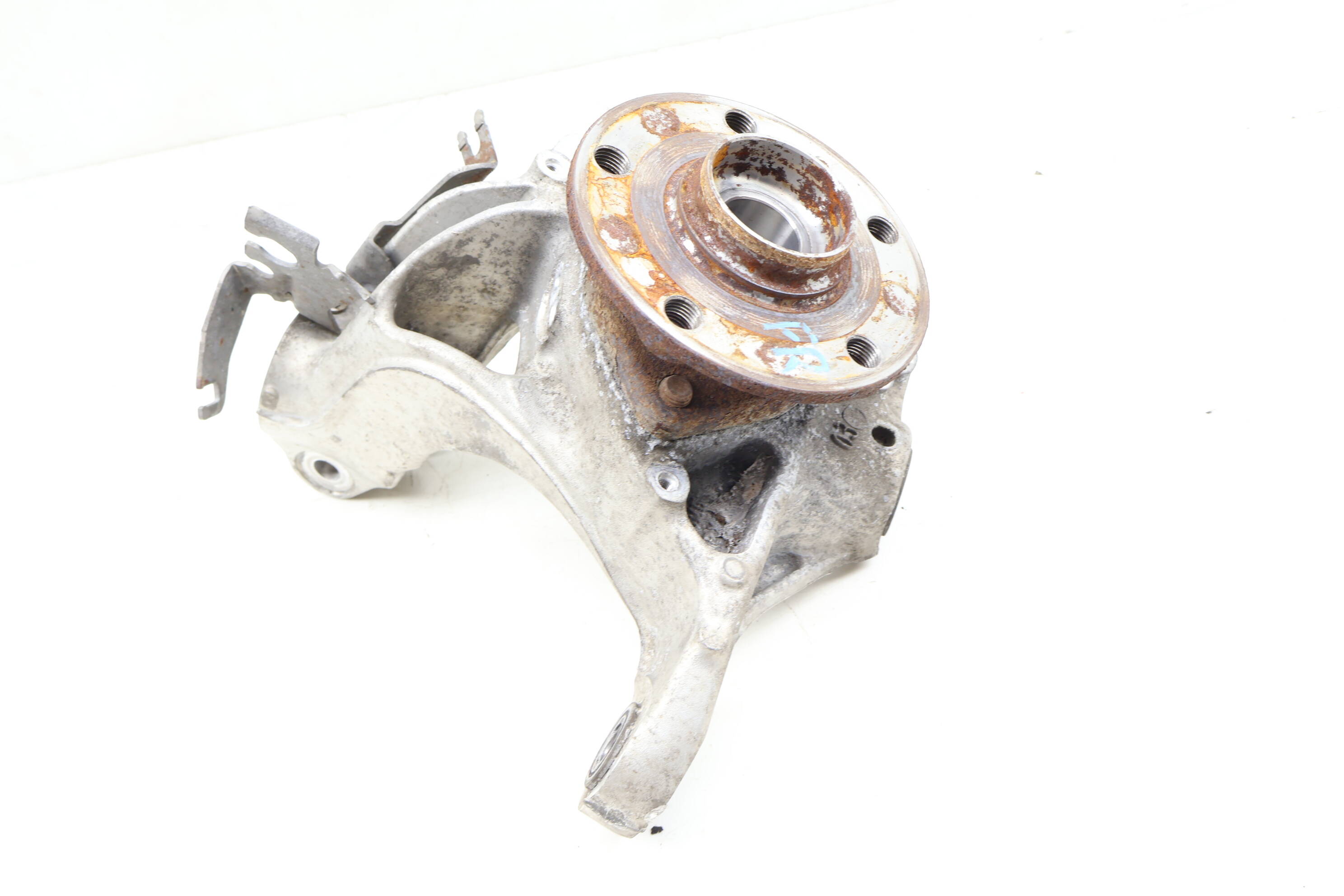 Spindle Knuckle W/ Wheel Bearing 5QM407258