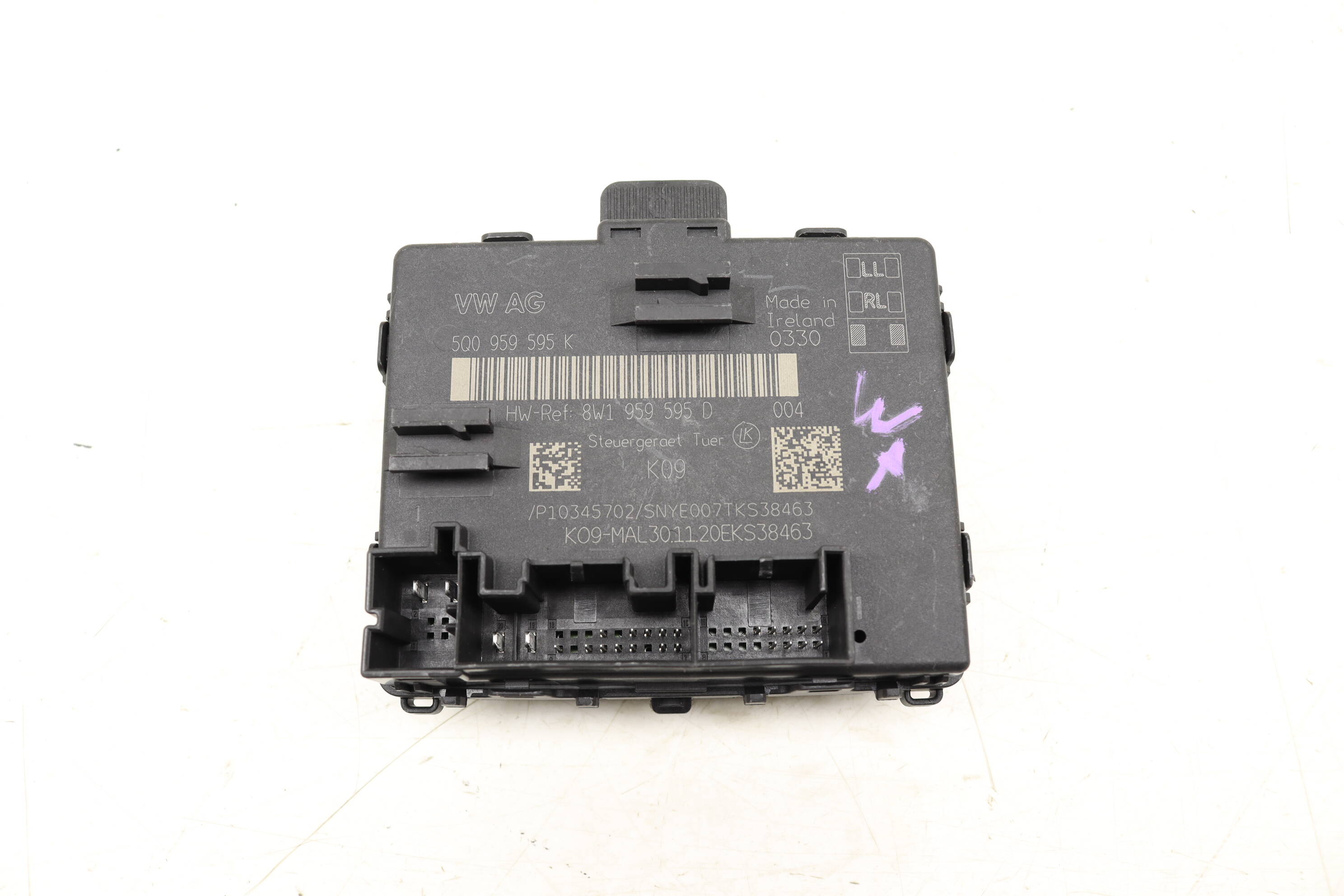 Door&#x20;&#x2F;&#x20;Window&#x20;Control&#x20;Module&#x20;5Q0959595K
