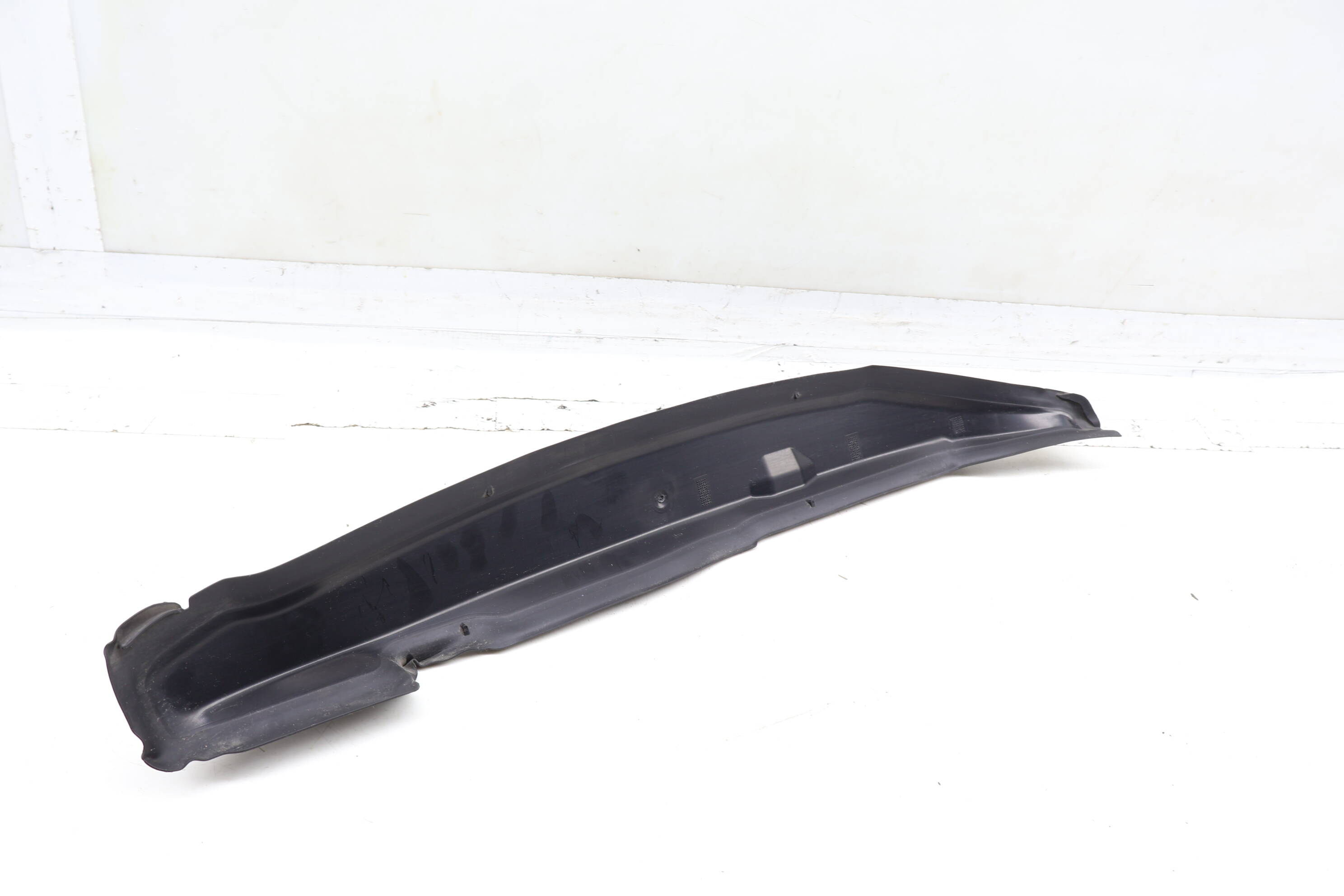 Inner Fender End Plate / Cover 5G0821111A