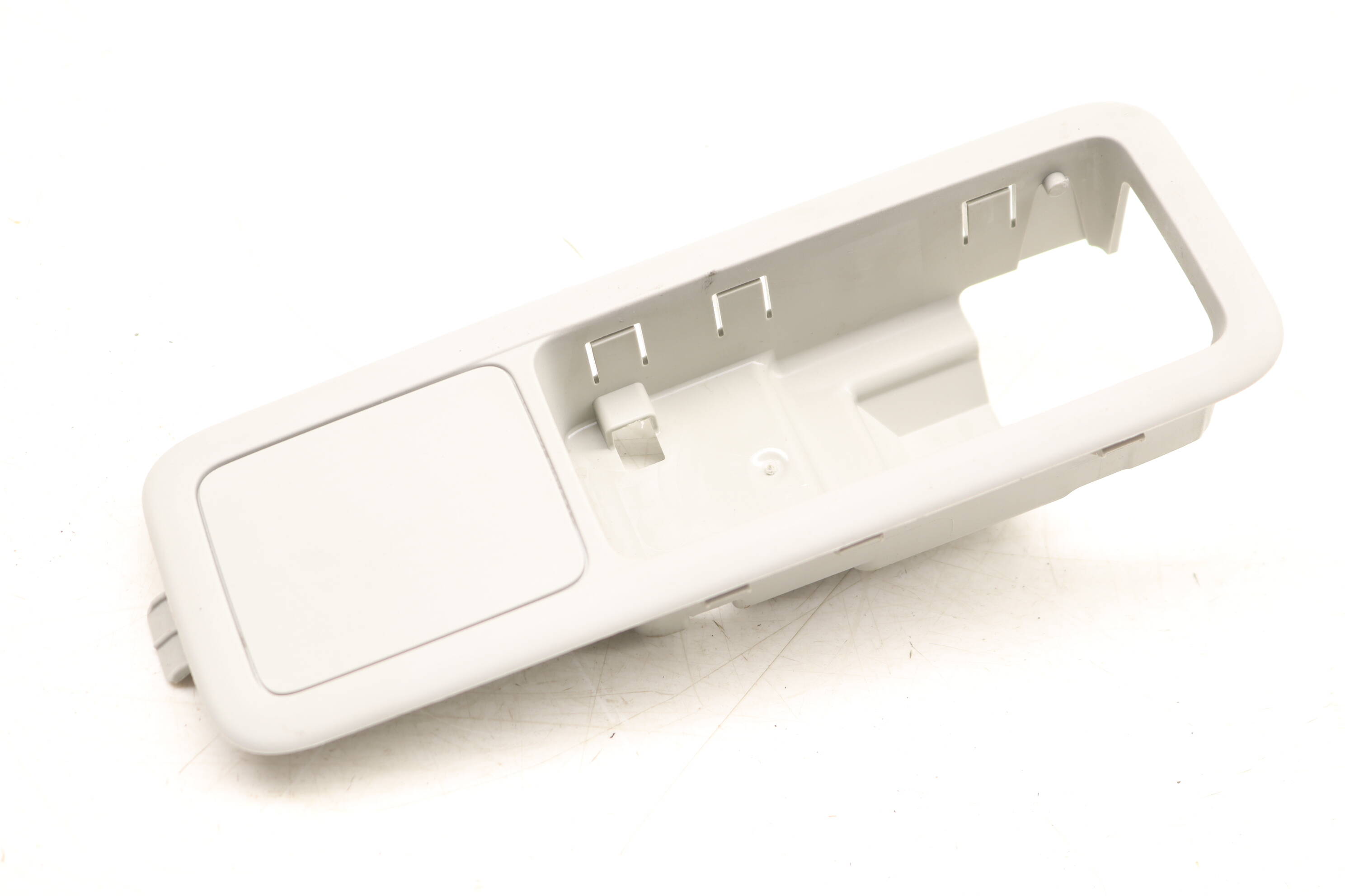 Dome&#x20;Reading&#x20;Light&#x20;5G9861303B