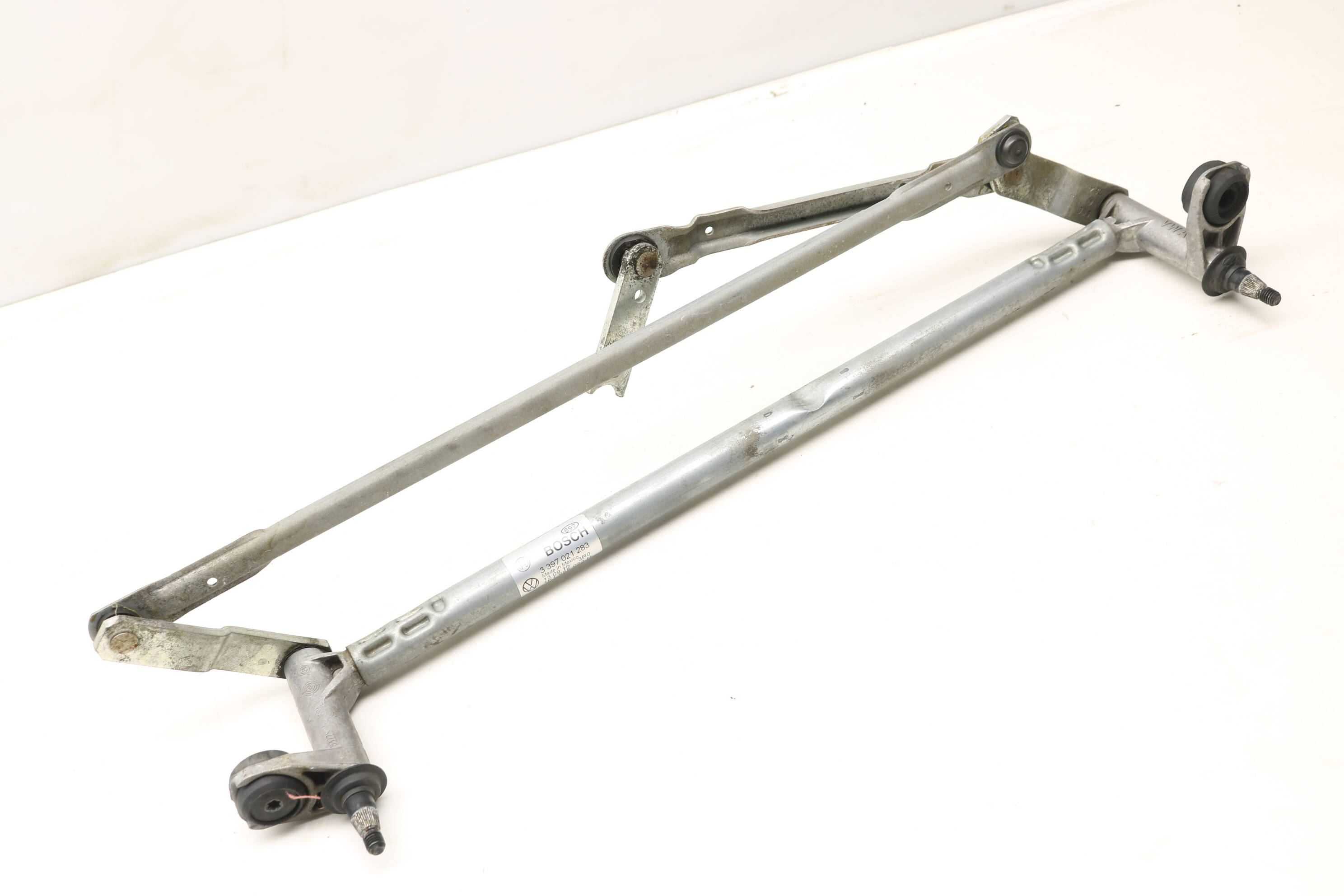 Windshield Wiper Transmission / Bracket 1K1955023H