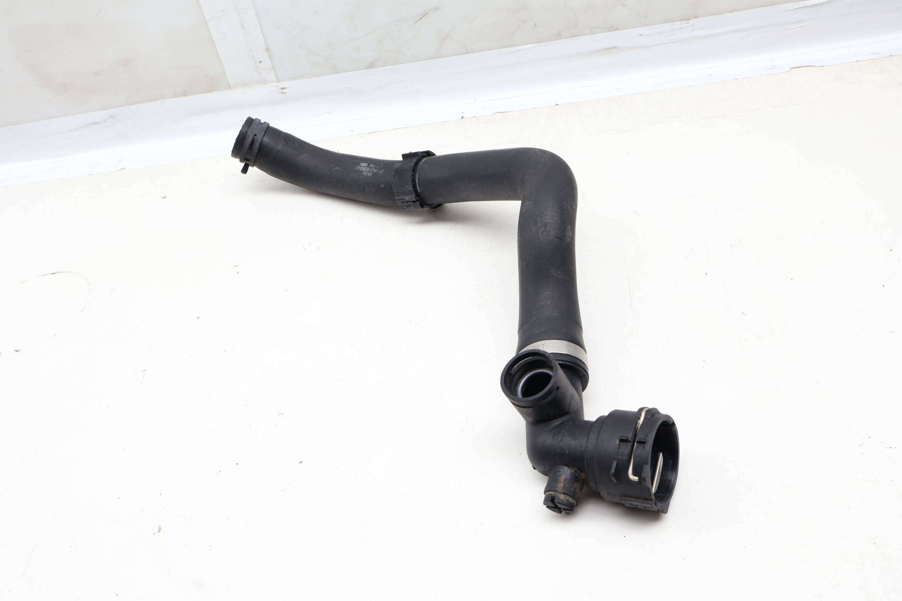 Lower Radiator Coolant Hose / Line 8W0122055BN